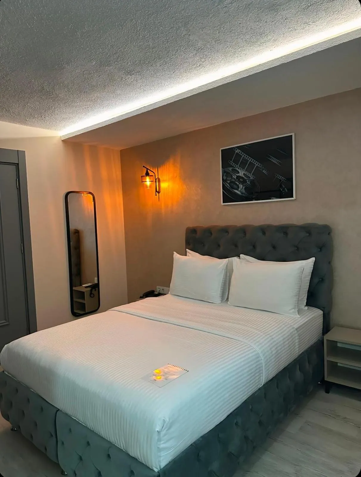 Bed in Monezza Maltepe Rezidans