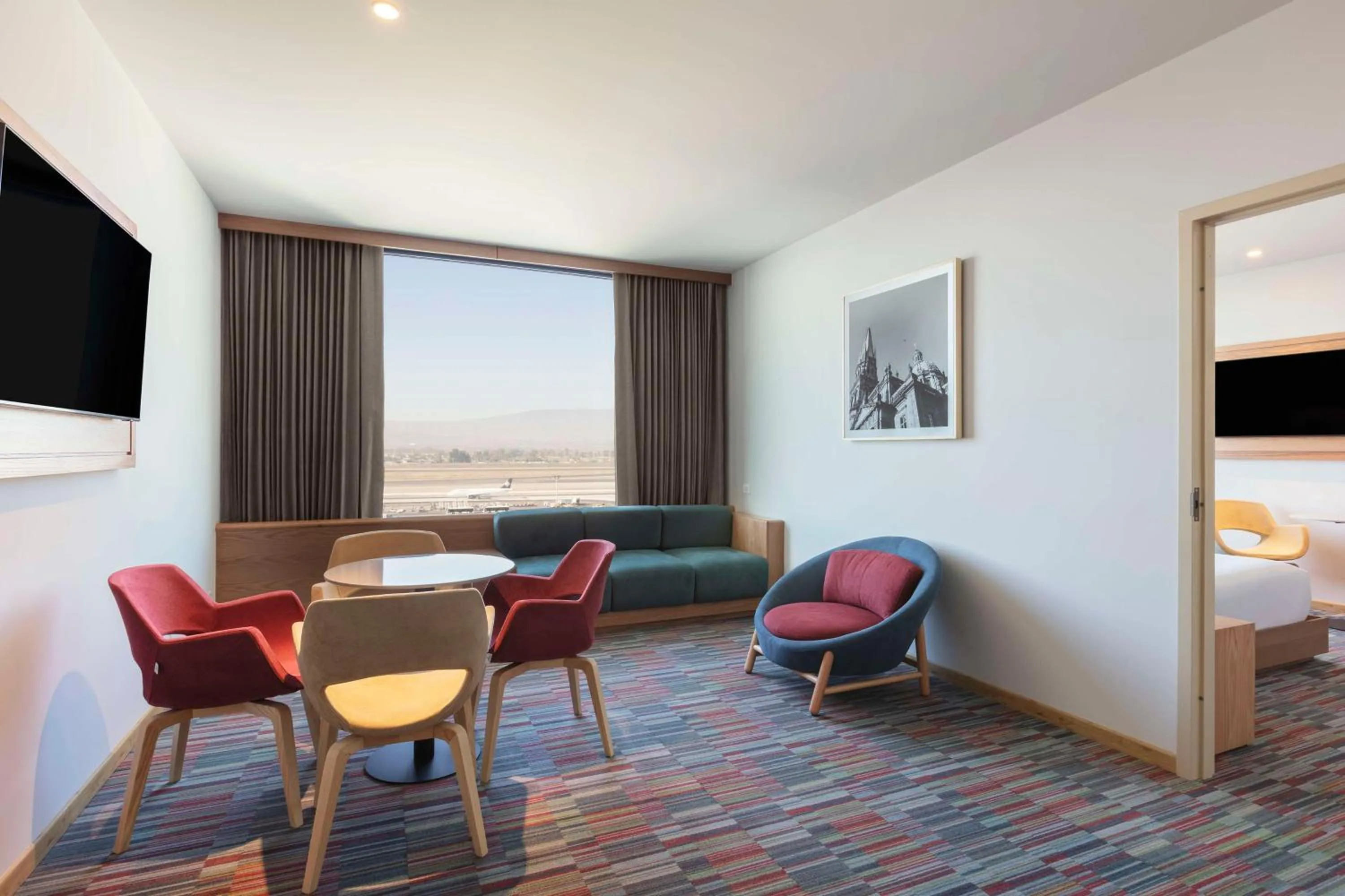 Living room in Hilton Garden Inn Guadalajara Airport