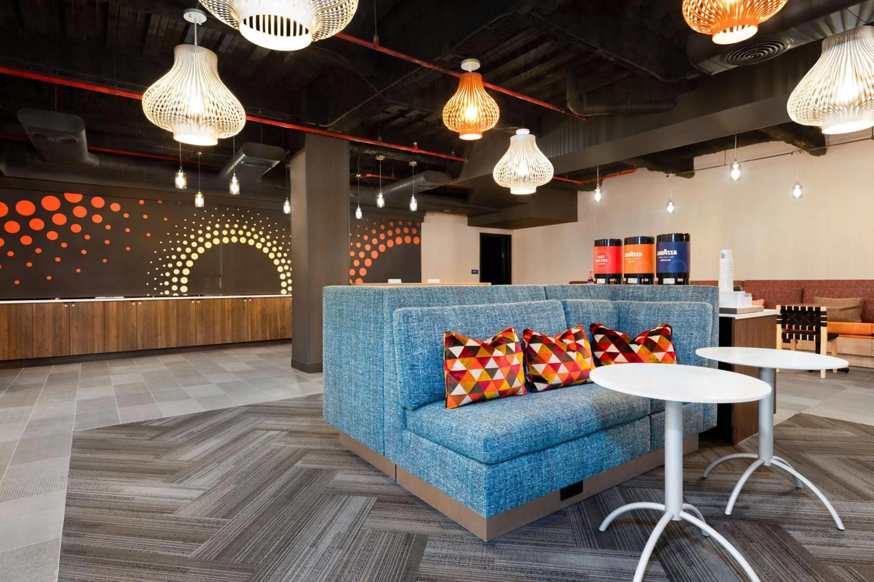 Lobby or reception in Tru By Hilton Brooklyn