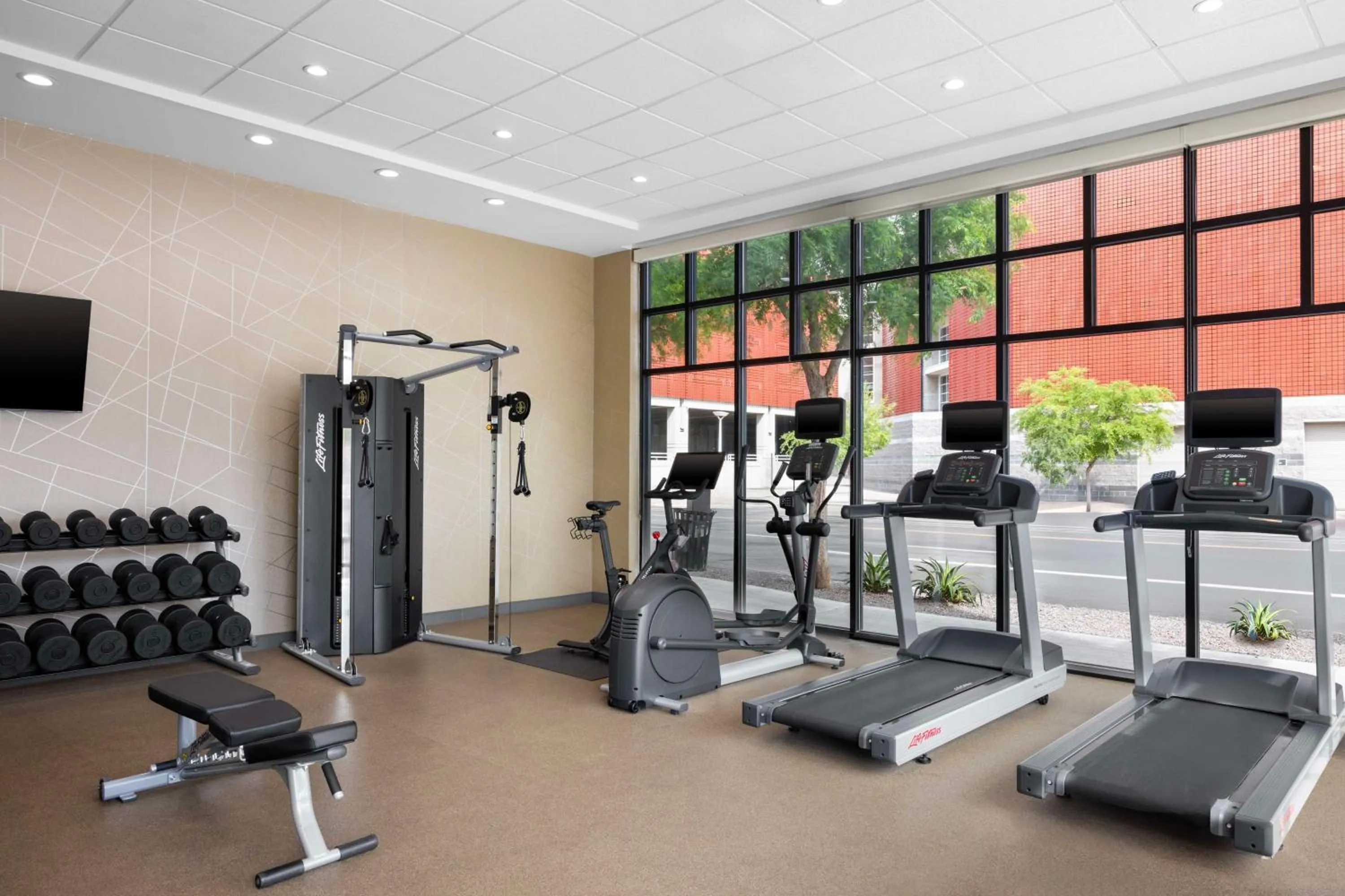 Fitness centre/facilities in Home2 Suites By Hilton Phoenix Downtown