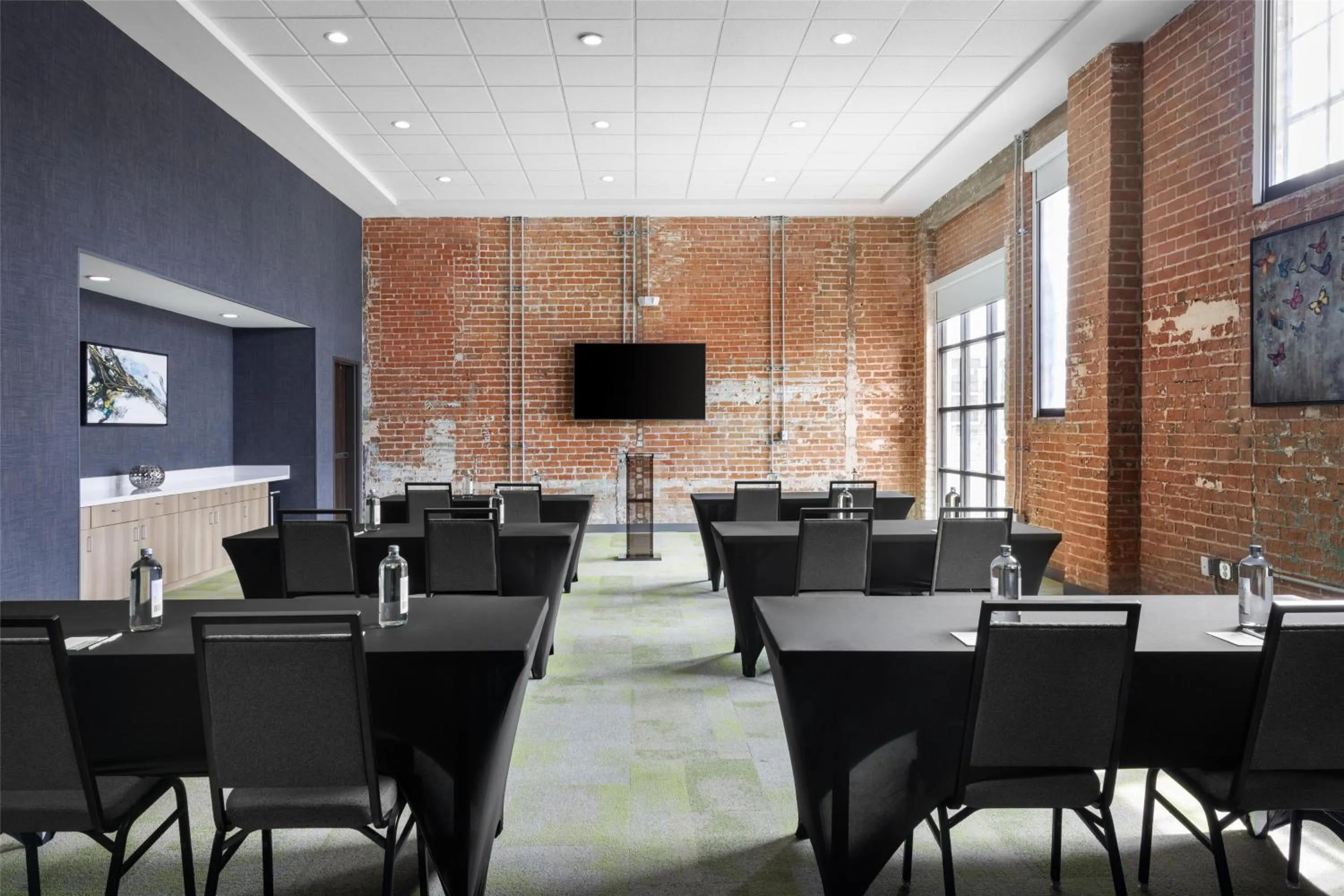 Meeting/conference room in Home2 Suites By Hilton Phoenix Downtown