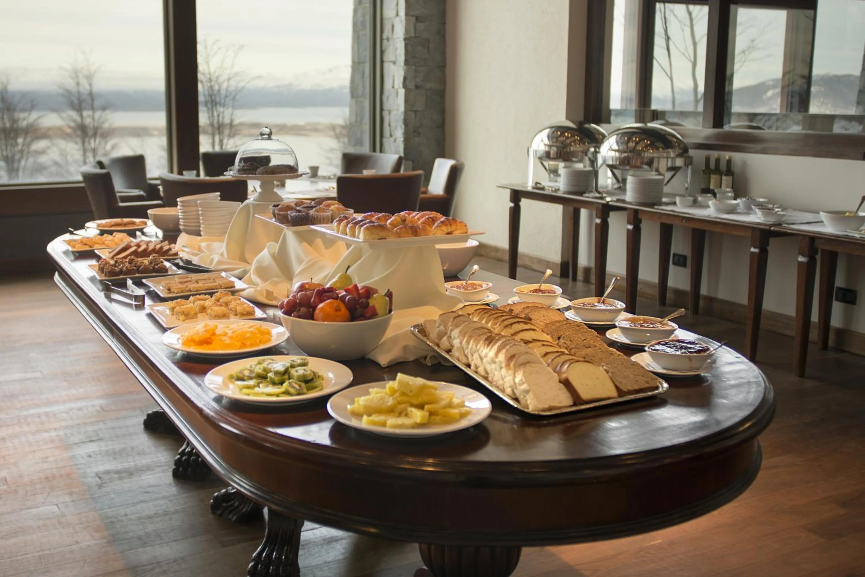 Restaurant/places to eat in Arakur Ushuaia Resort & Spa