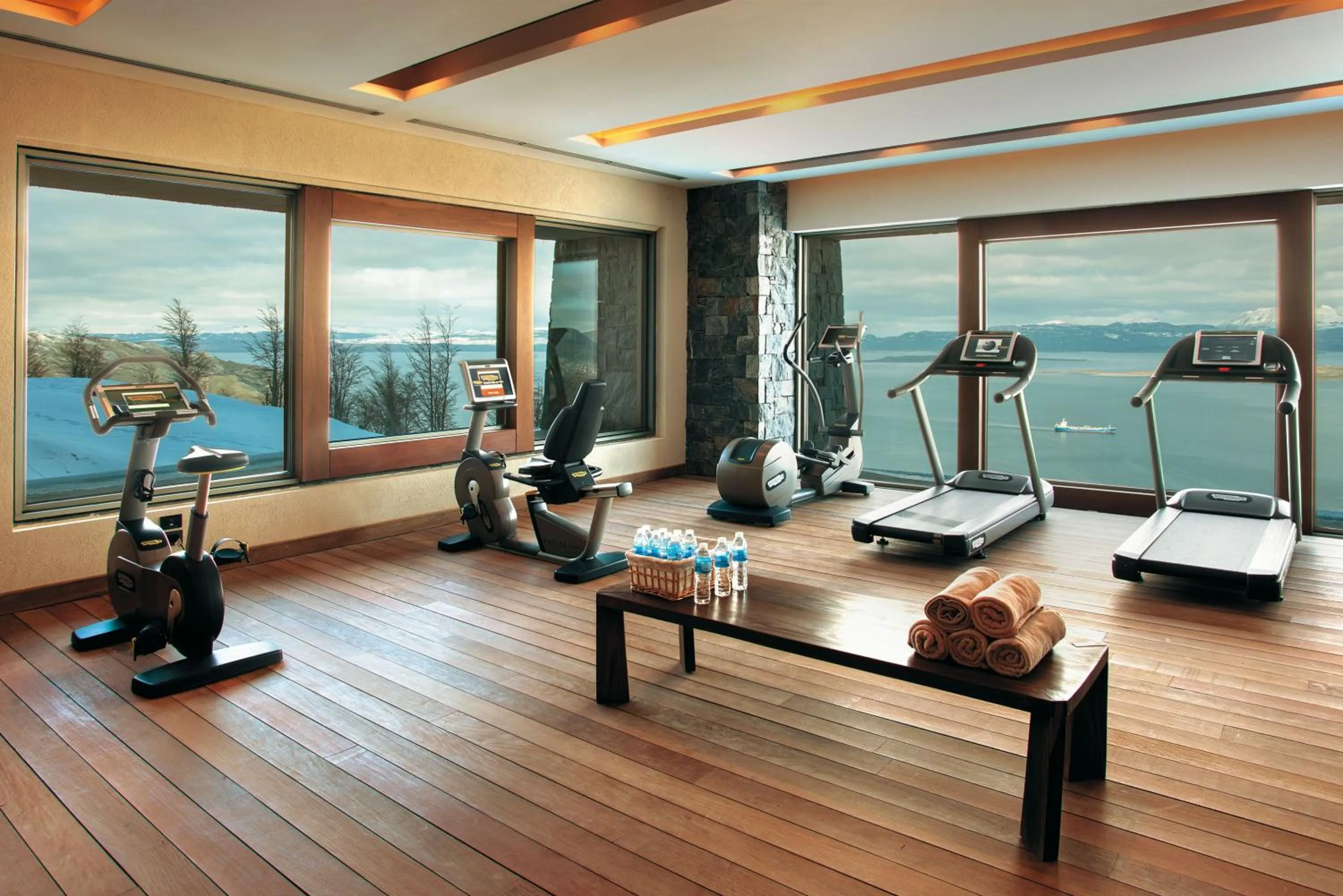 Fitness centre/facilities in Arakur Ushuaia Resort & Spa