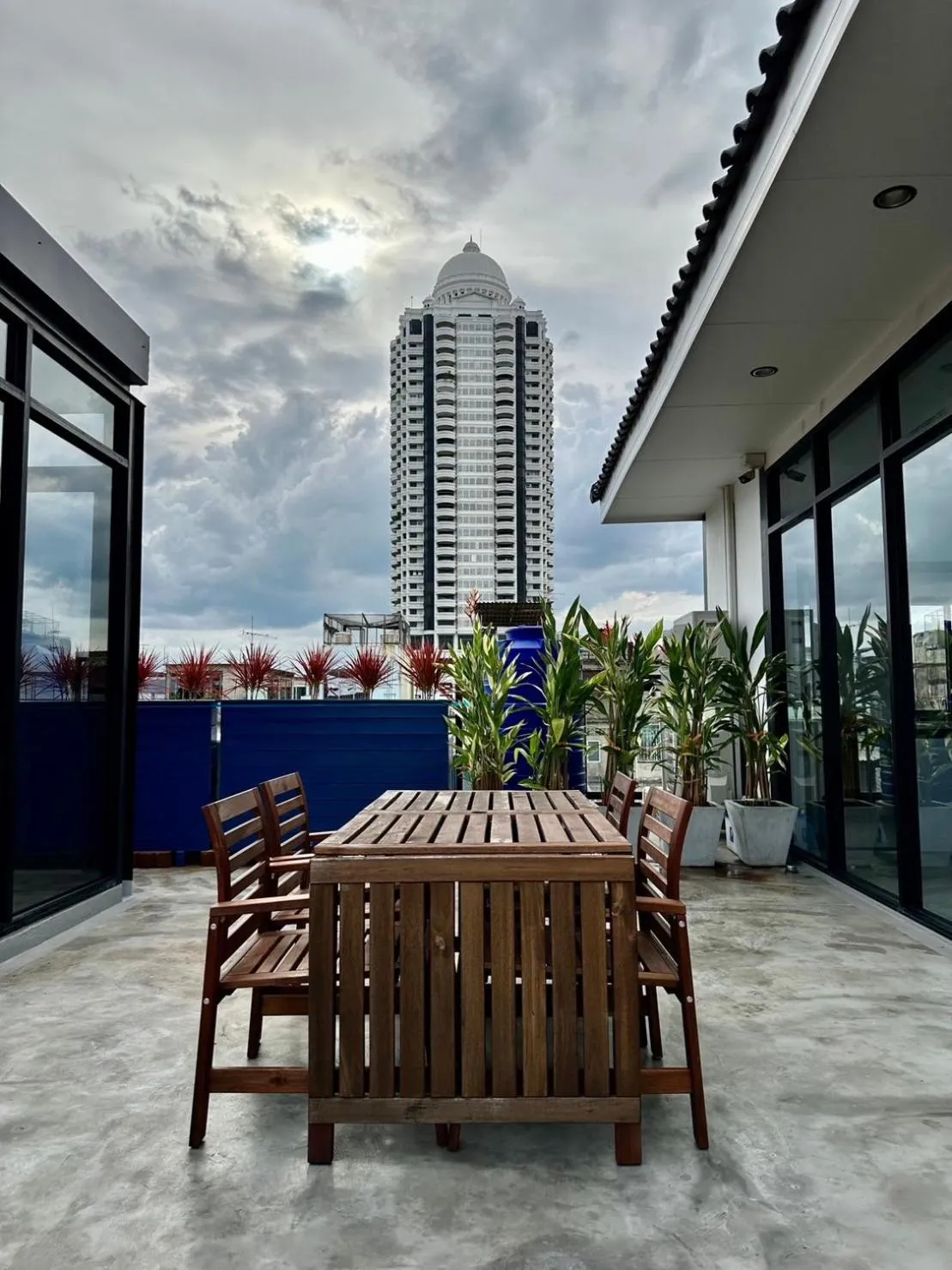 Balcony/Terrace in PIER 808 Hostel