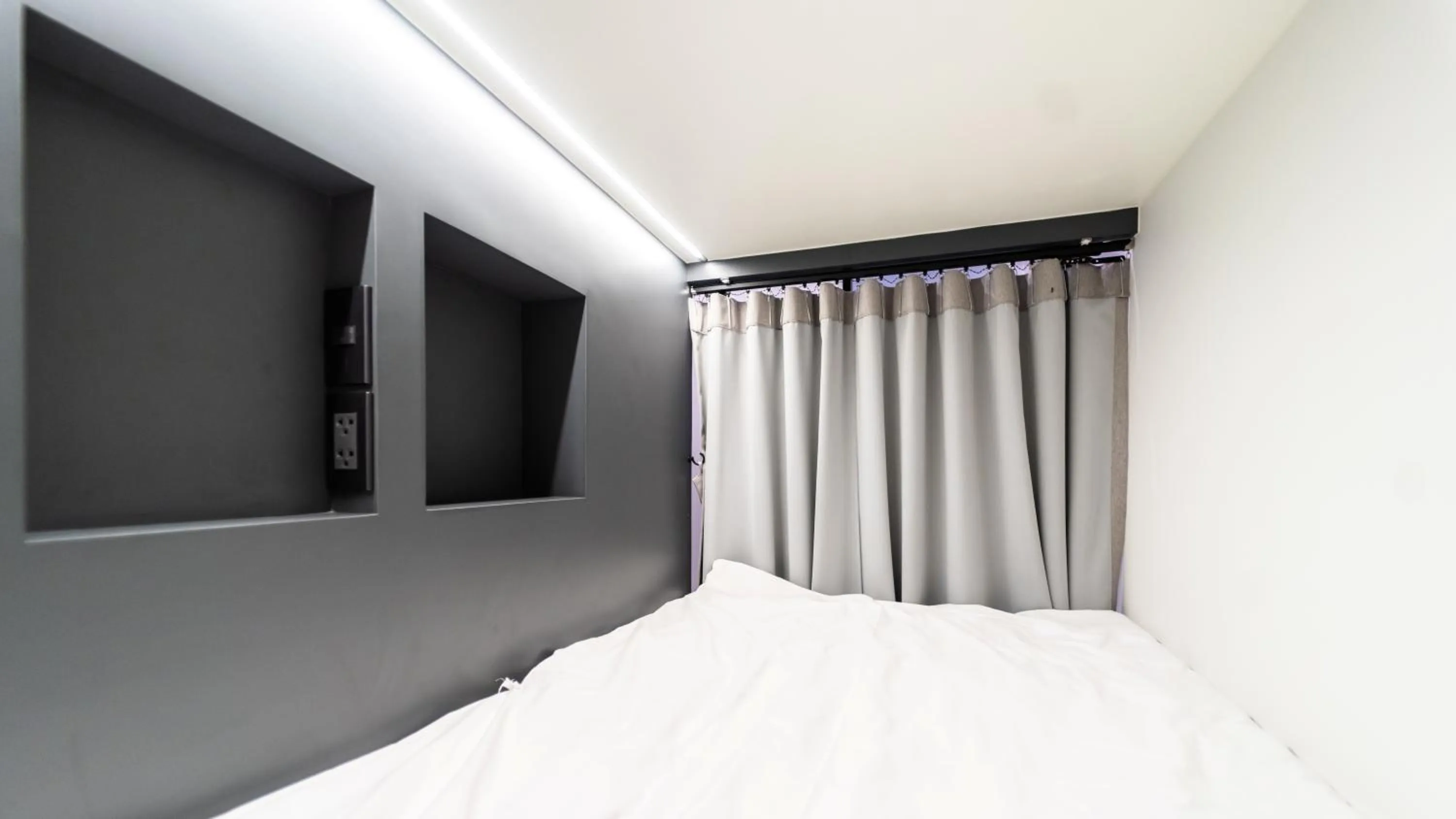 Bed in PIER 808 Hostel