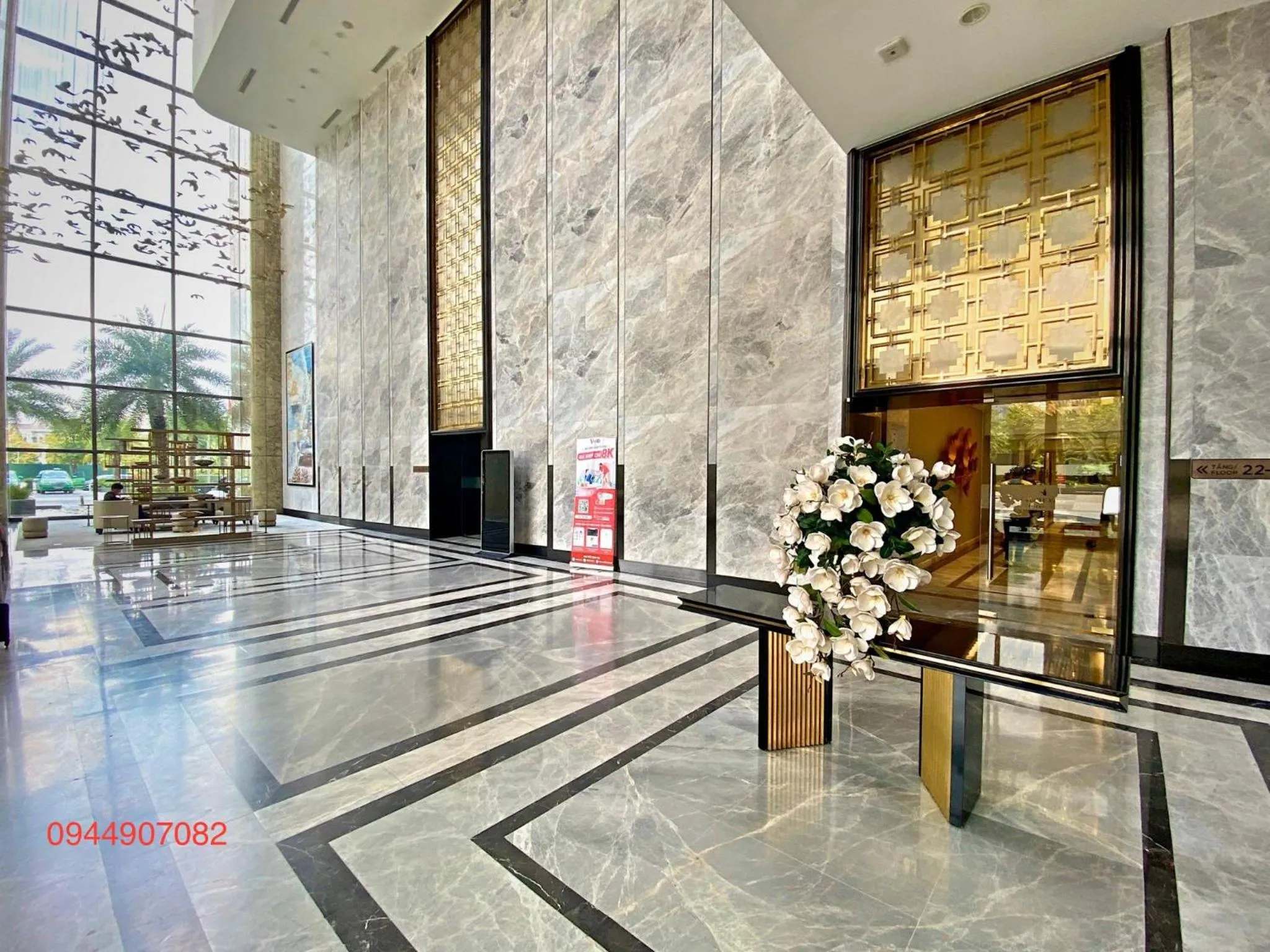 Lobby or reception in LANDMARK 81 CONDOTEL CBD in HCMC