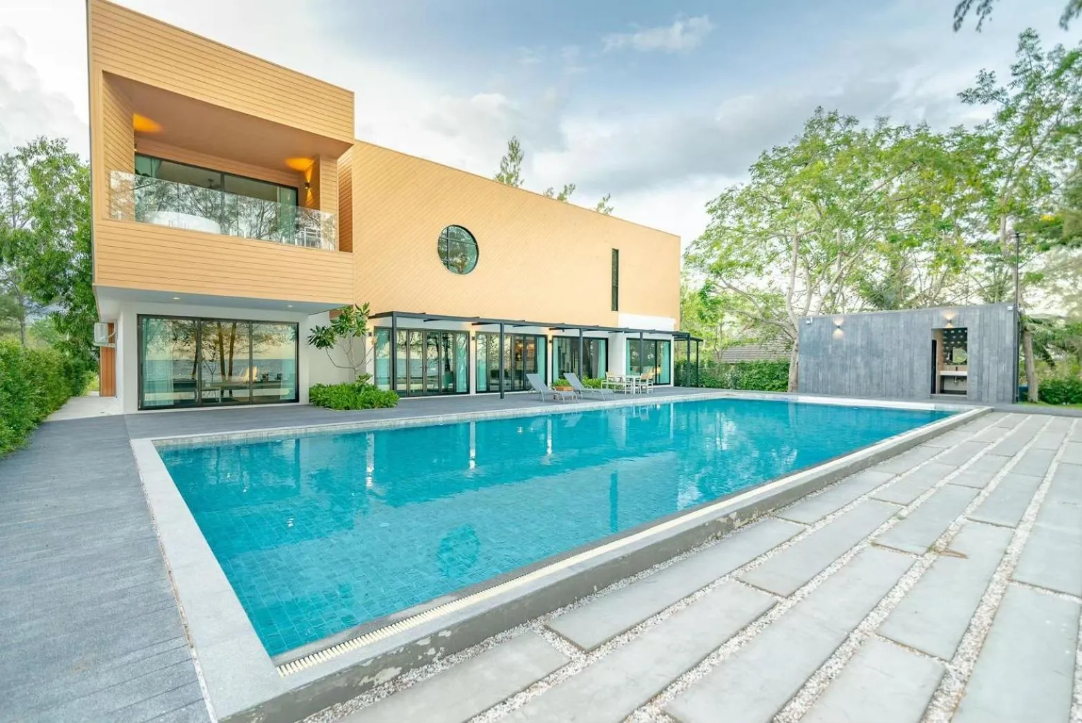 Property building in Emmarin Villa