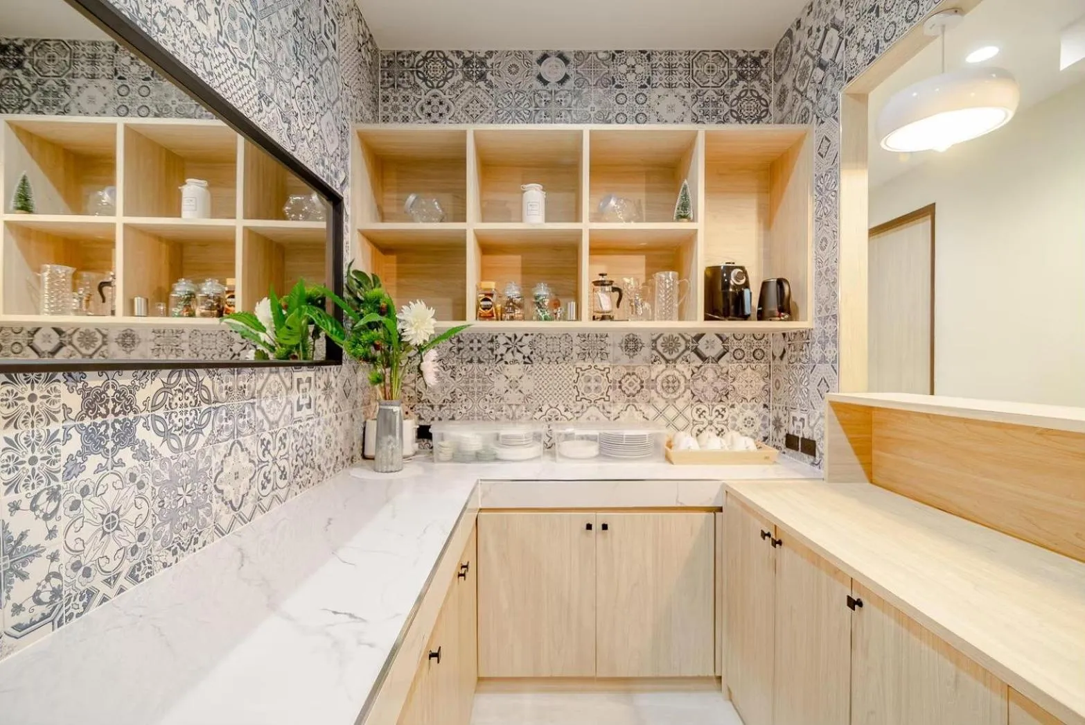 Kitchen or kitchenette in Emmarin Villa