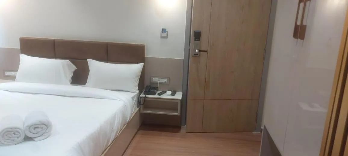 Bedroom, Bed in Buddha Stays