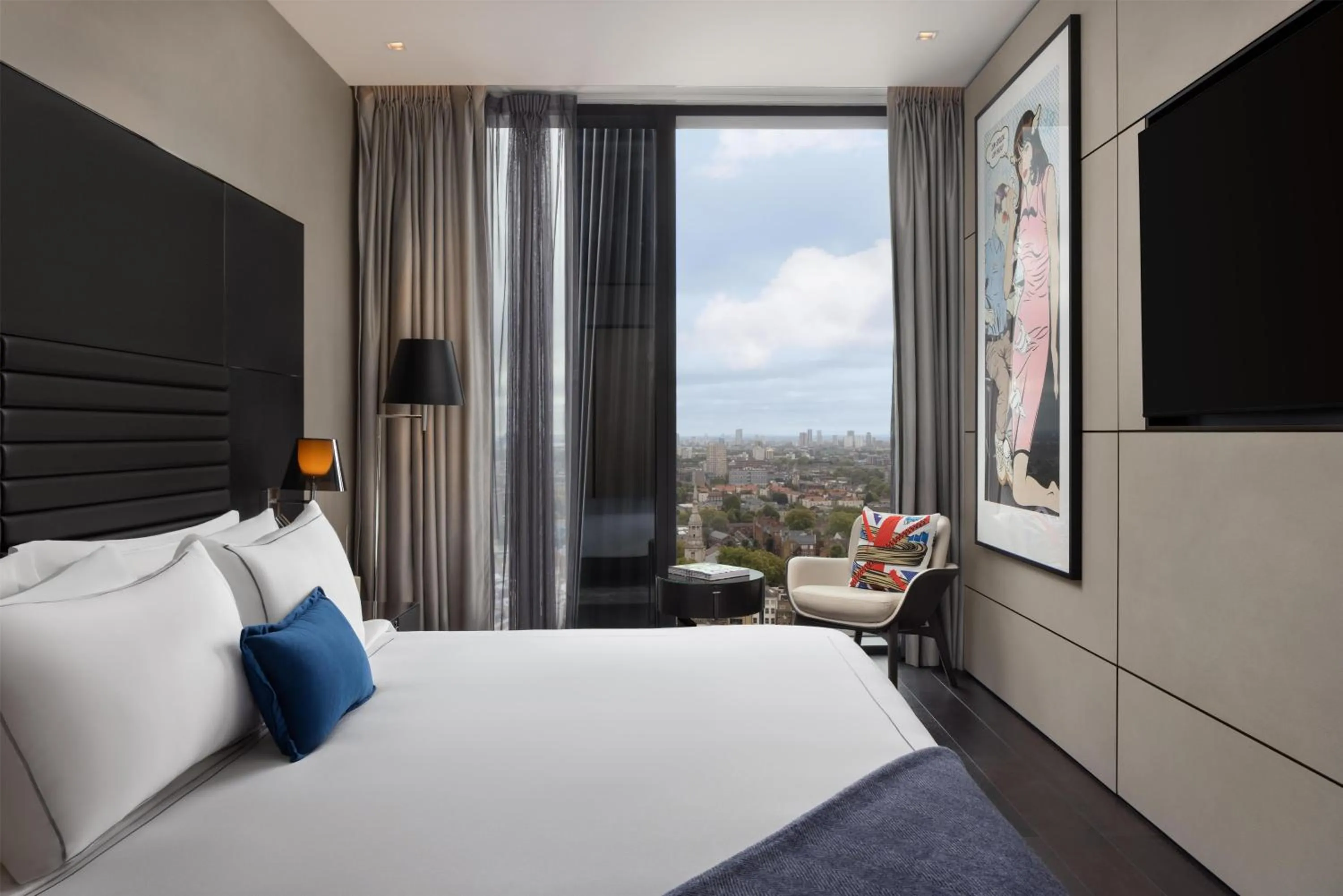 Photo of the whole room, Bed in art'otel London Hoxton