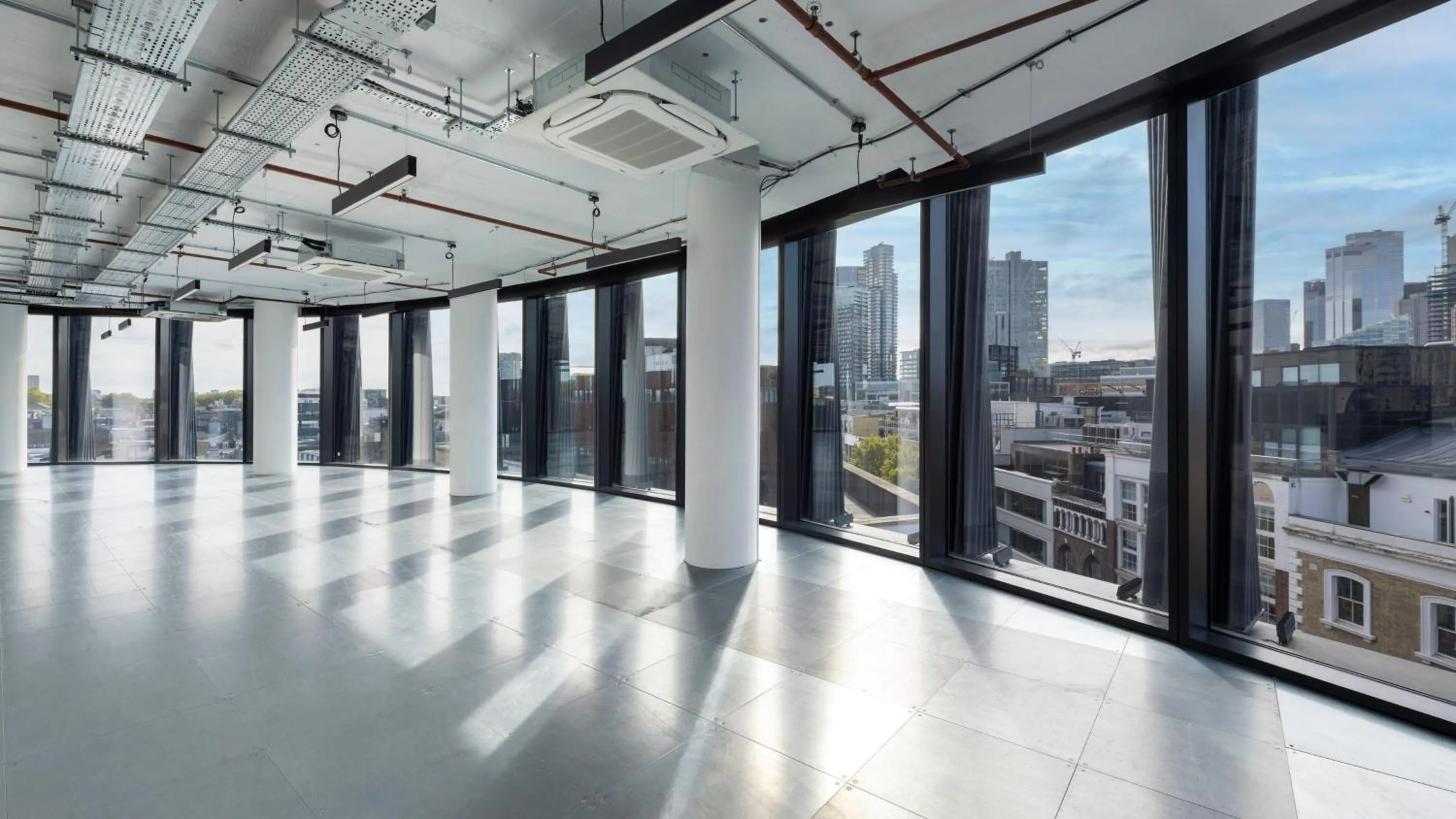 Meeting/conference room in art'otel London Hoxton