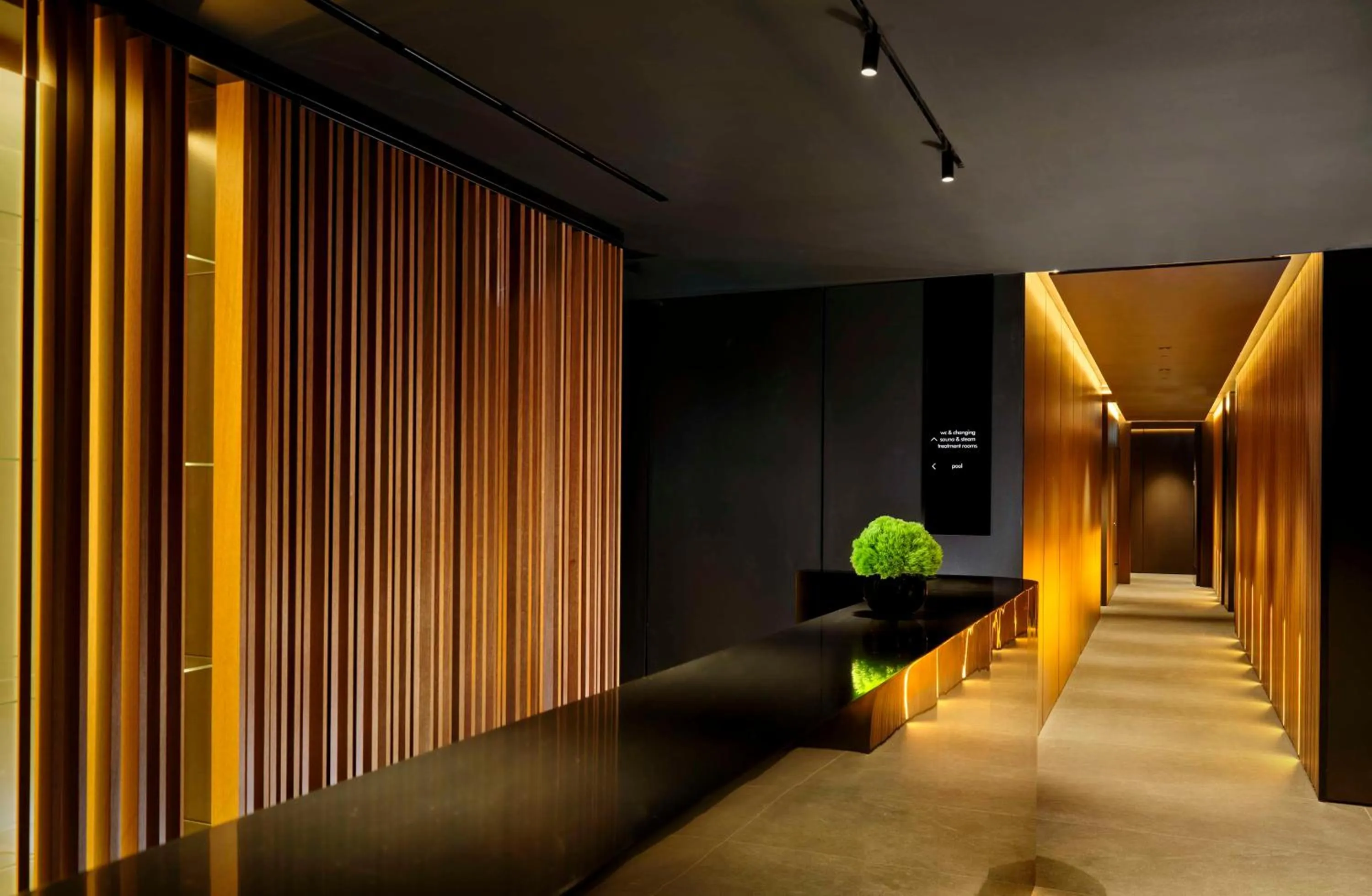 Spa and wellness centre/facilities in art'otel London Hoxton
