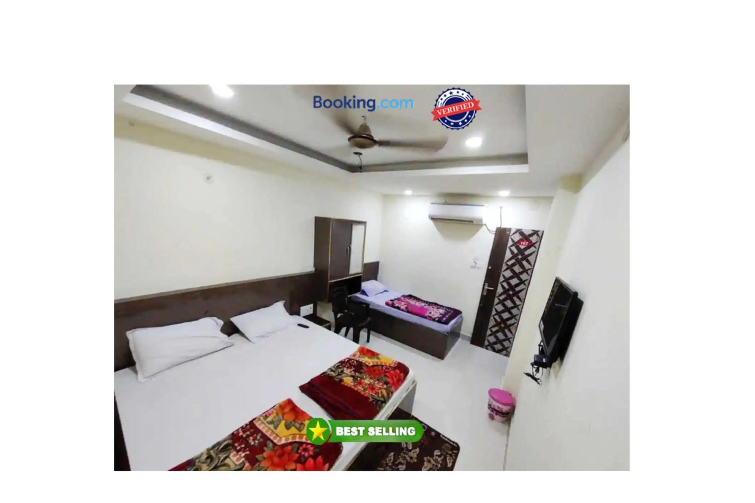 Bed in Goroomgo Swastik Guest House Varanasi Near Kashi Vishwanath Temple
