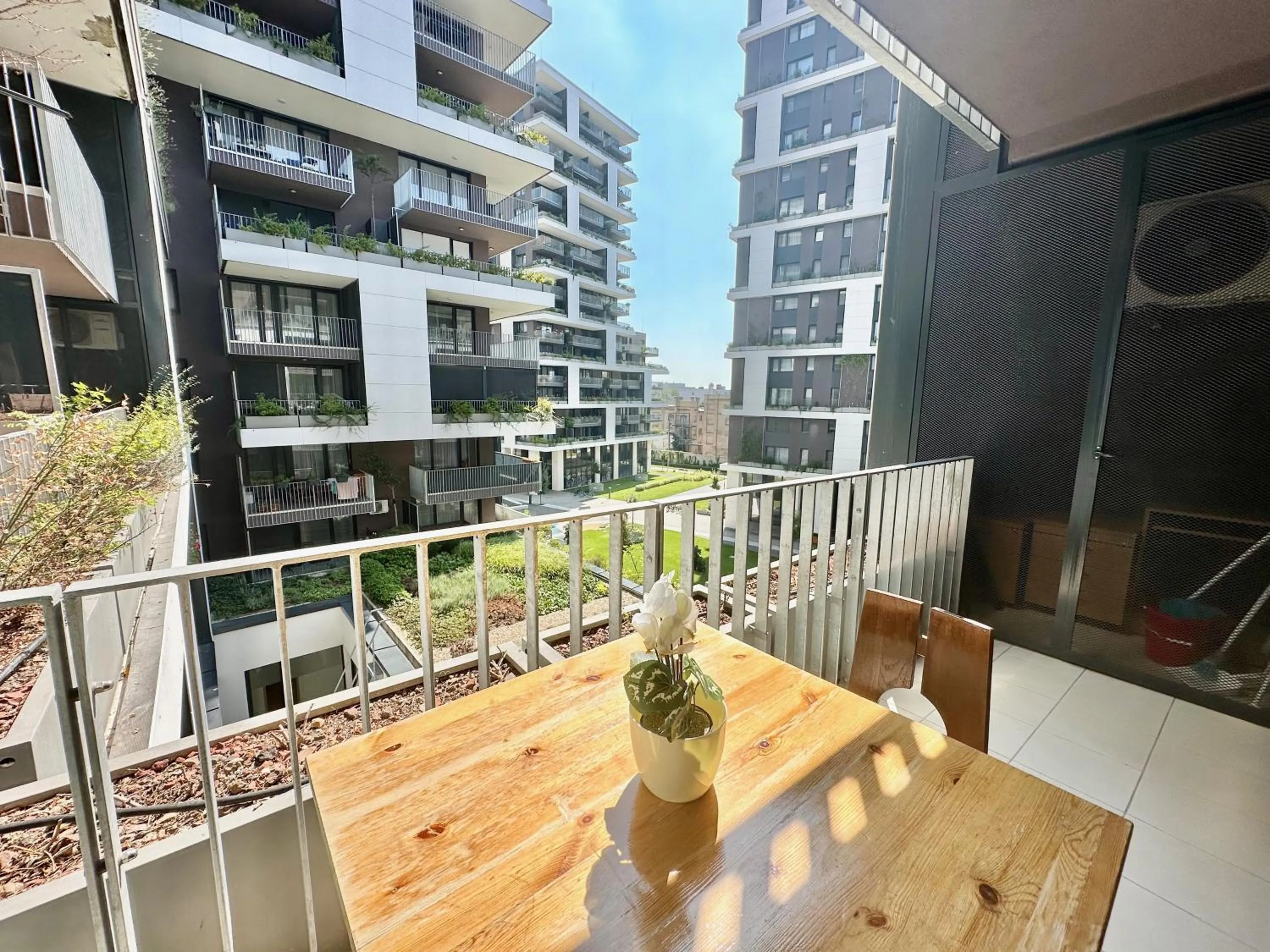 Panorama Apartment I Terrace I FreeParking