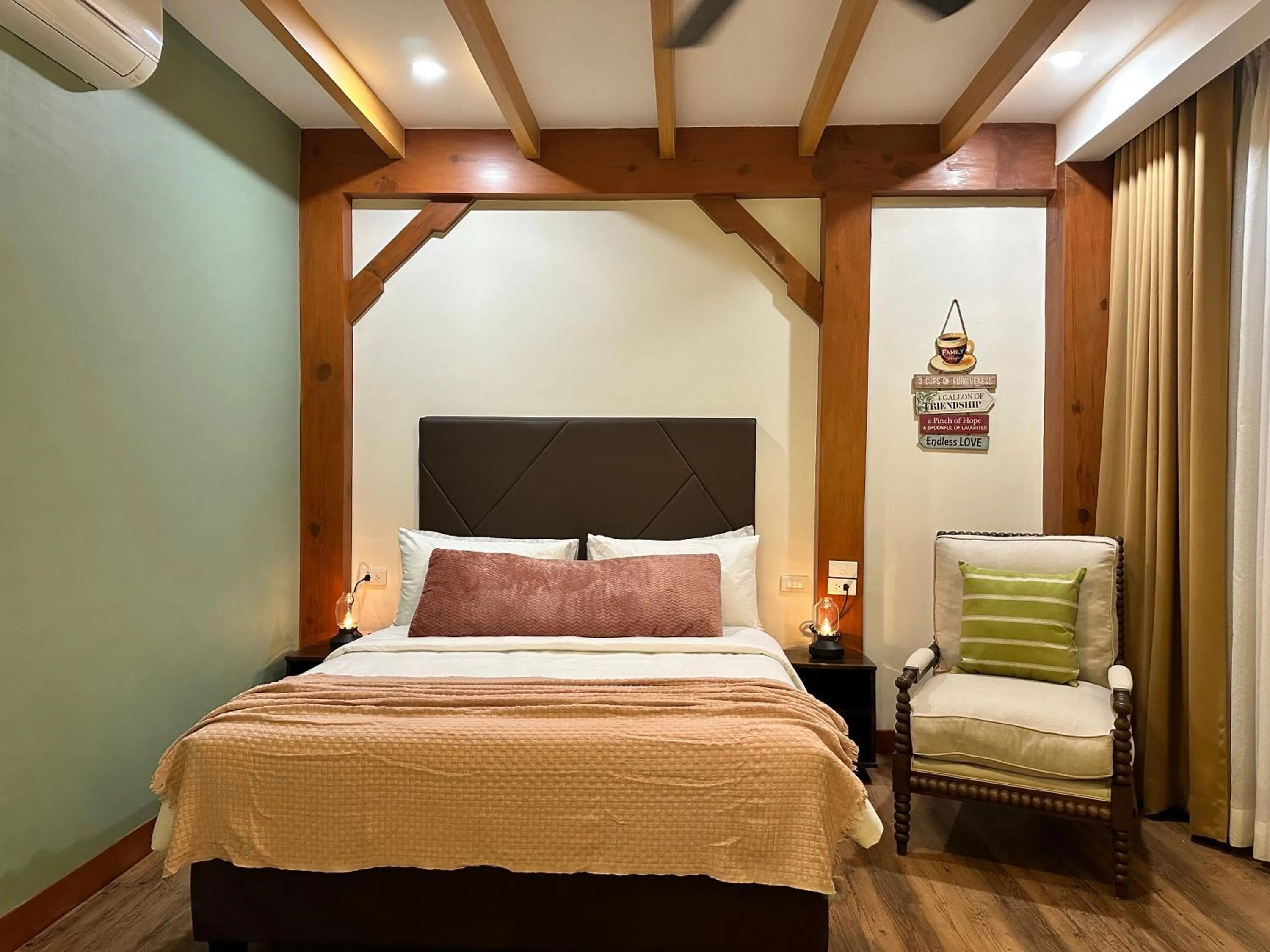 Bed in Lee Boutique Hotel Baguio