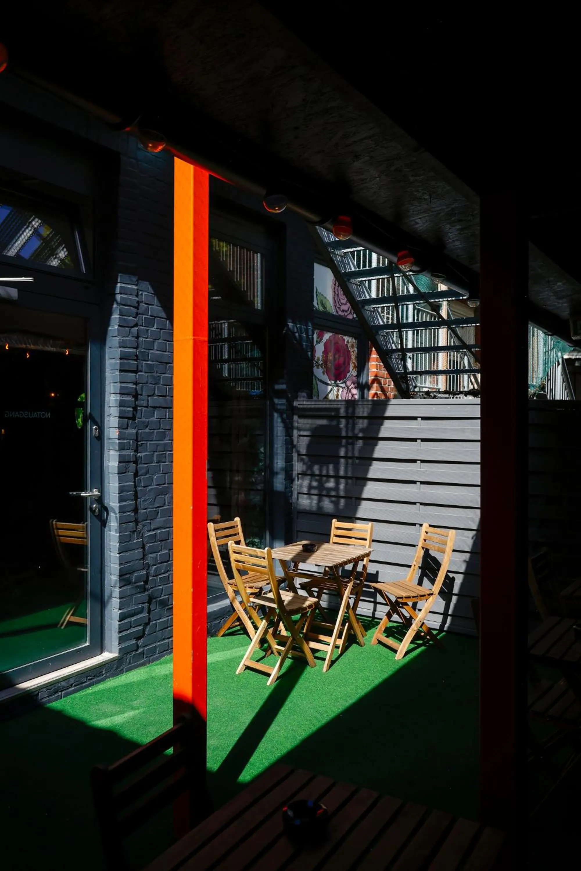 Restaurant/places to eat in Sleephotels Cosmos