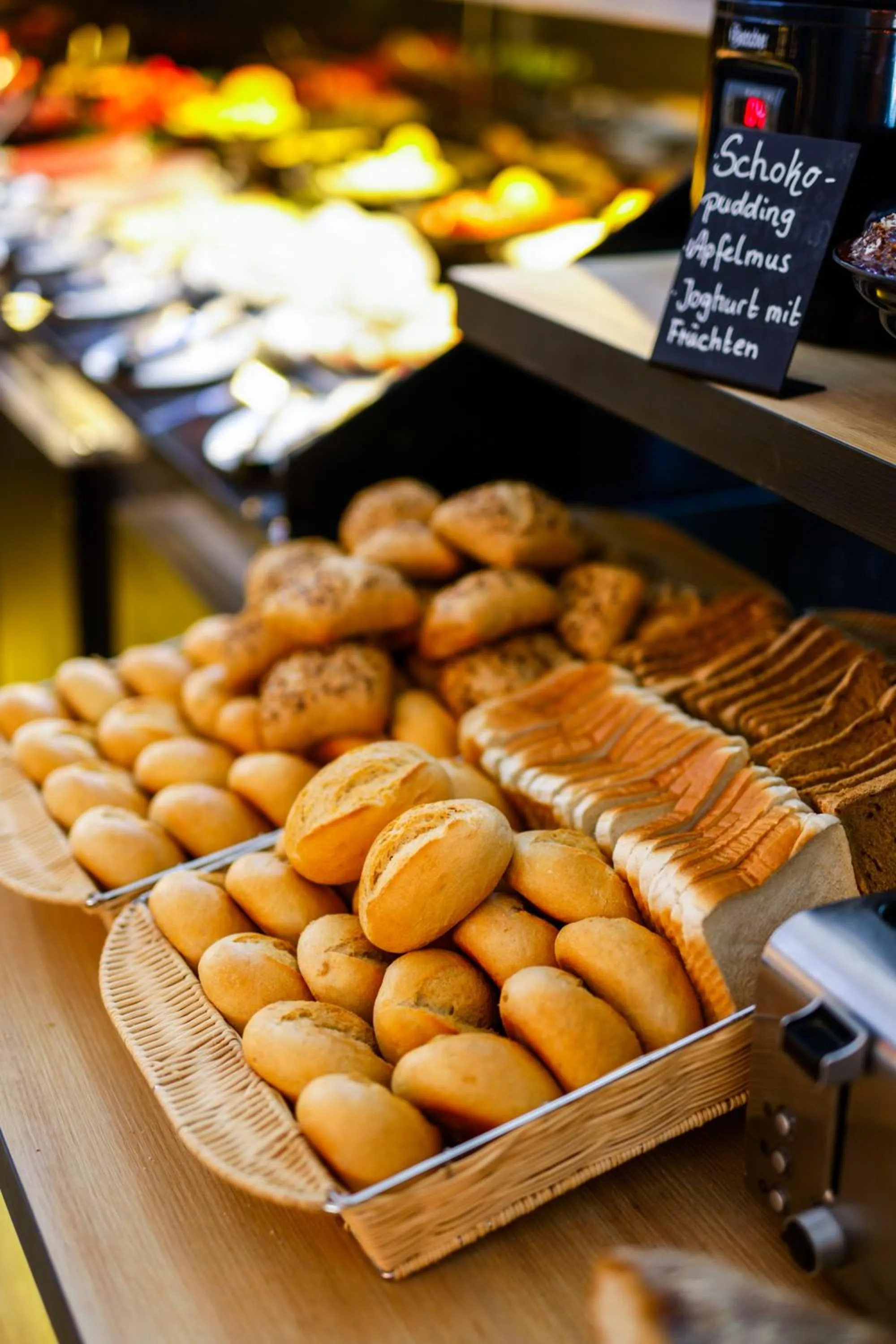 Restaurant/places to eat in Sleephotels Cosmos