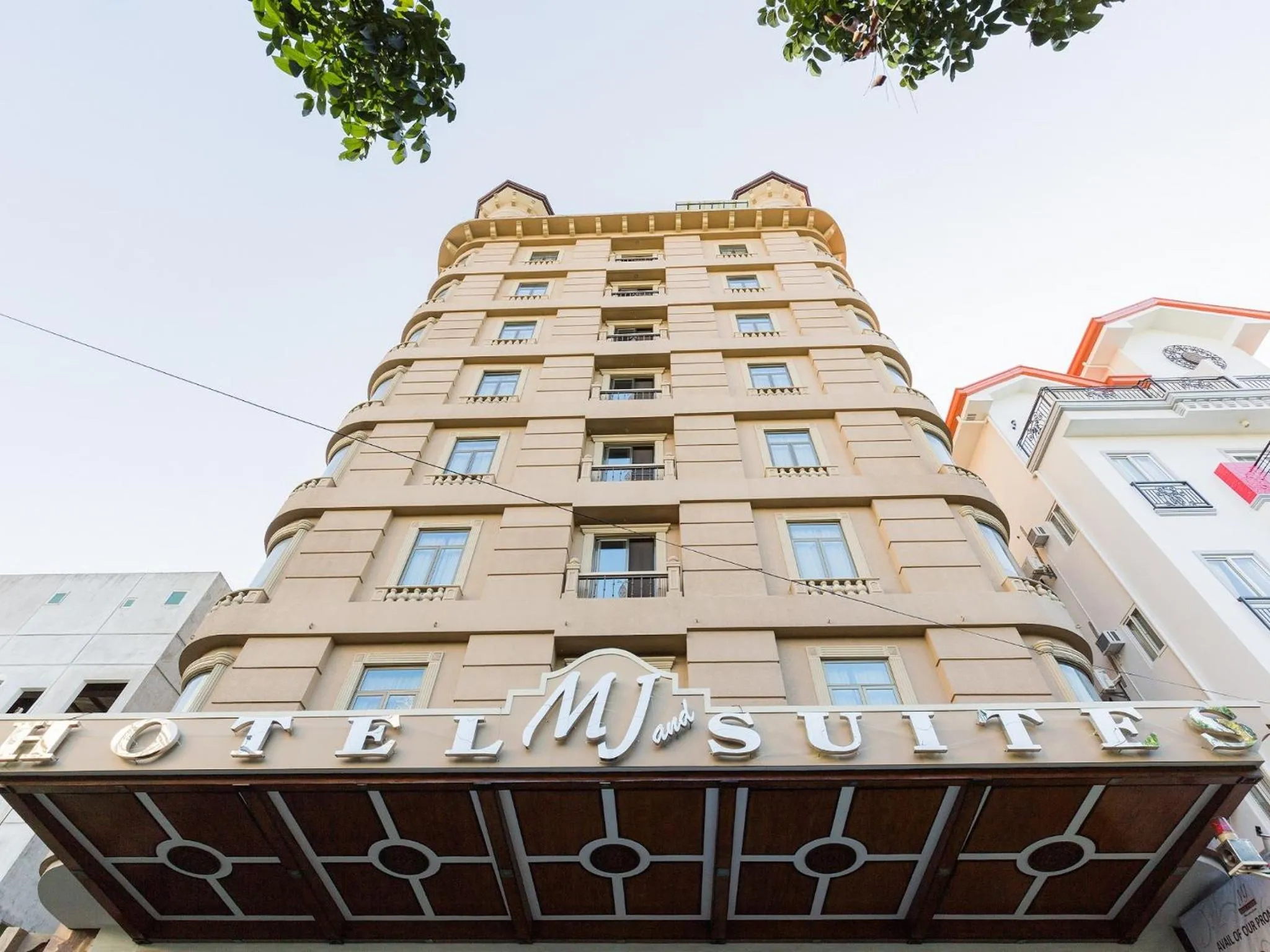 Day in MJ Hotel and Suites