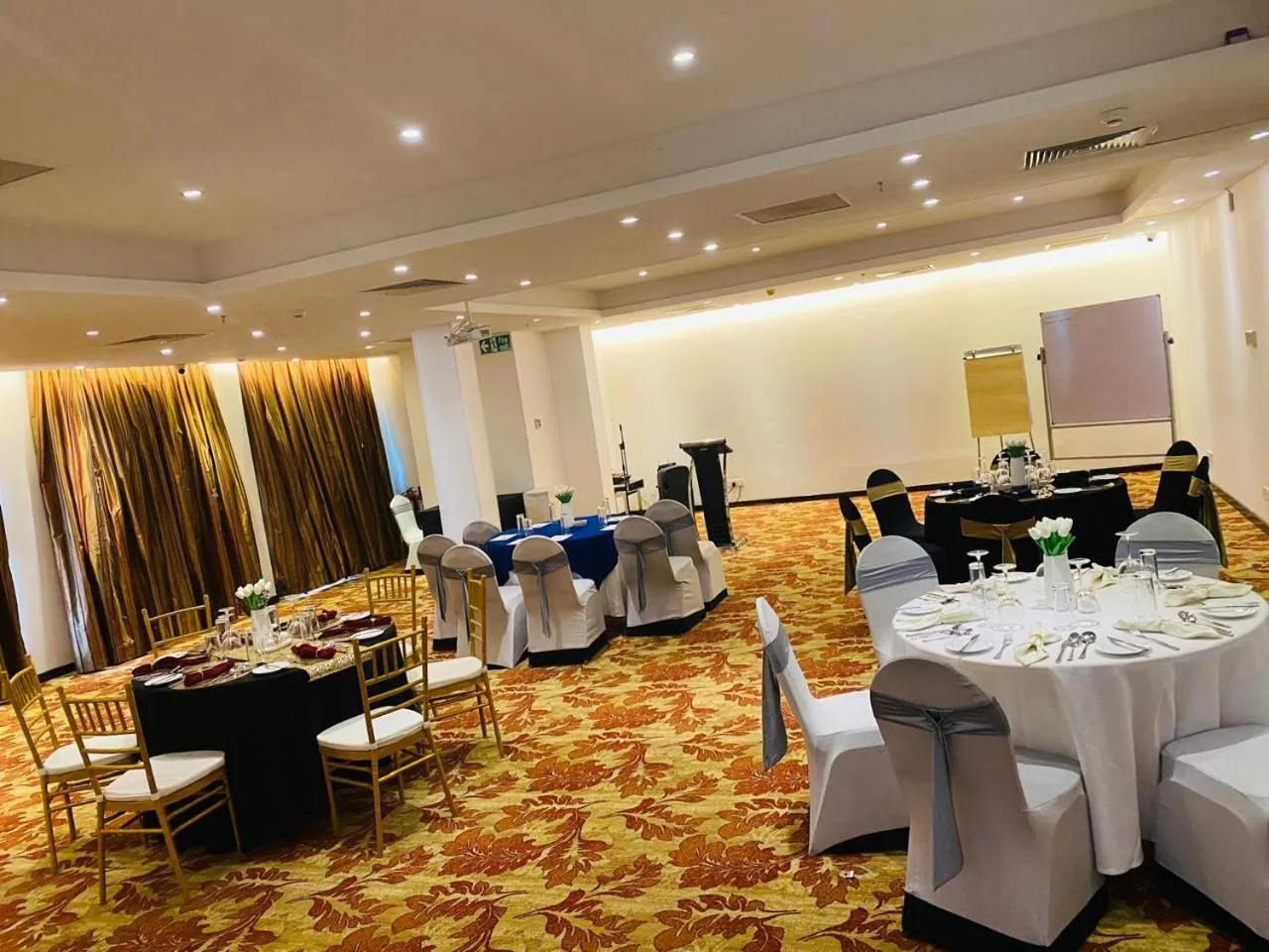 Banquet/Function facilities in Best Western Elyon Colombo