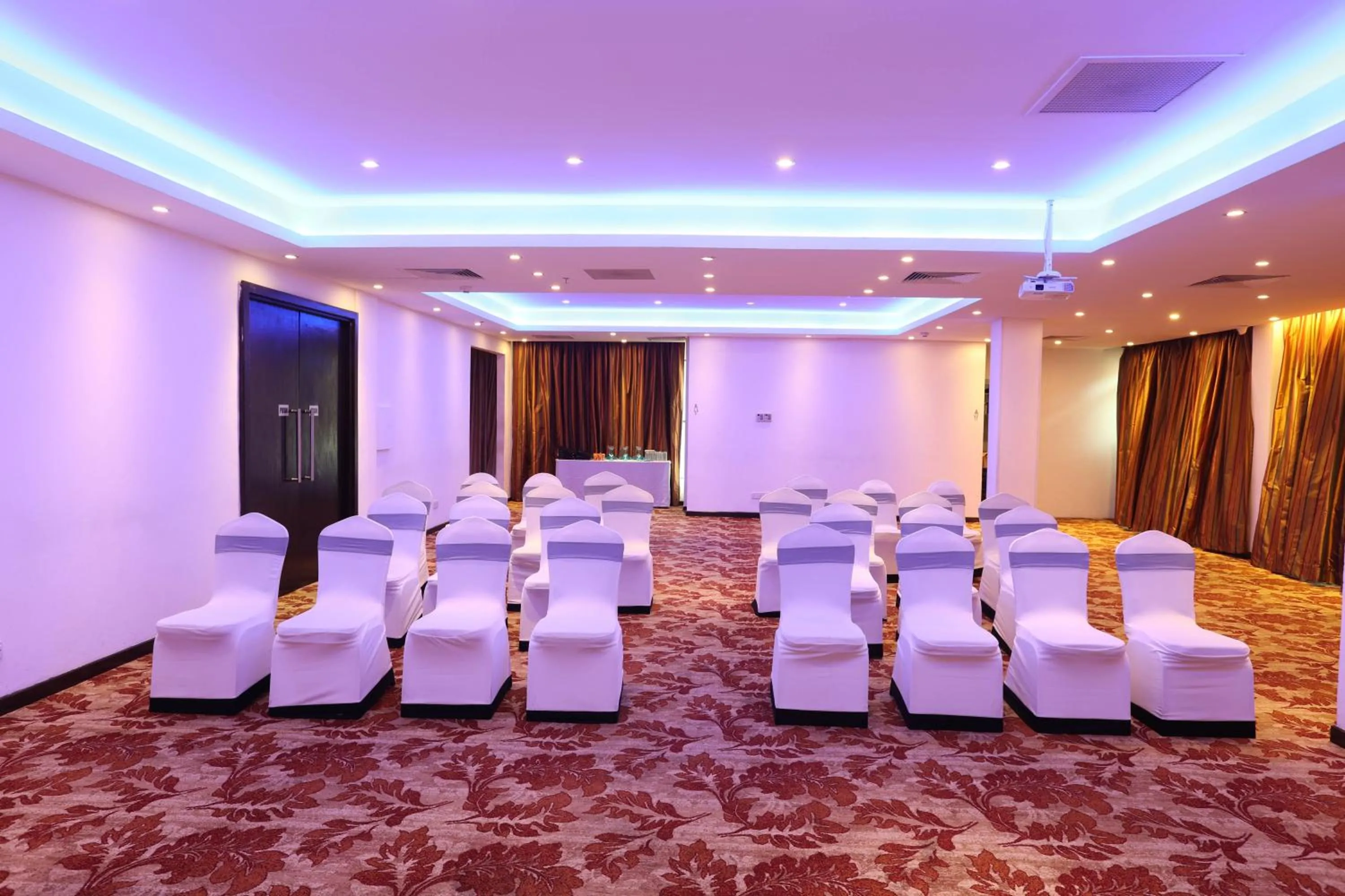 Banquet/Function facilities in Best Western Elyon Colombo