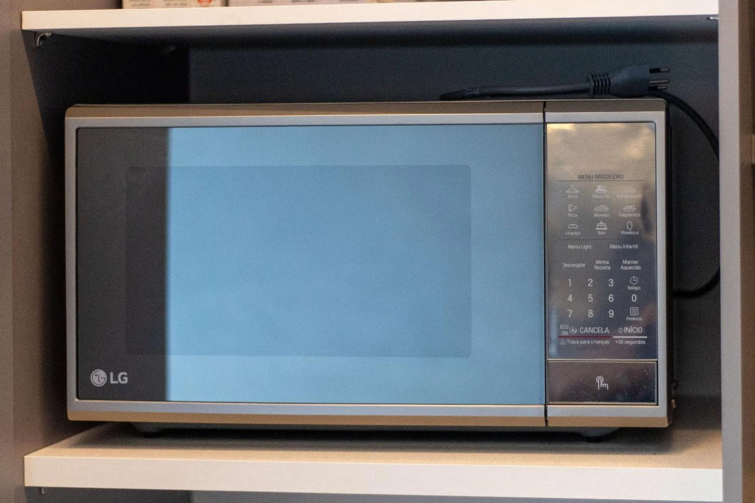 Kitchen or kitchenette in Rooftop #806 - Apto em Boa Viagem por Carpediem