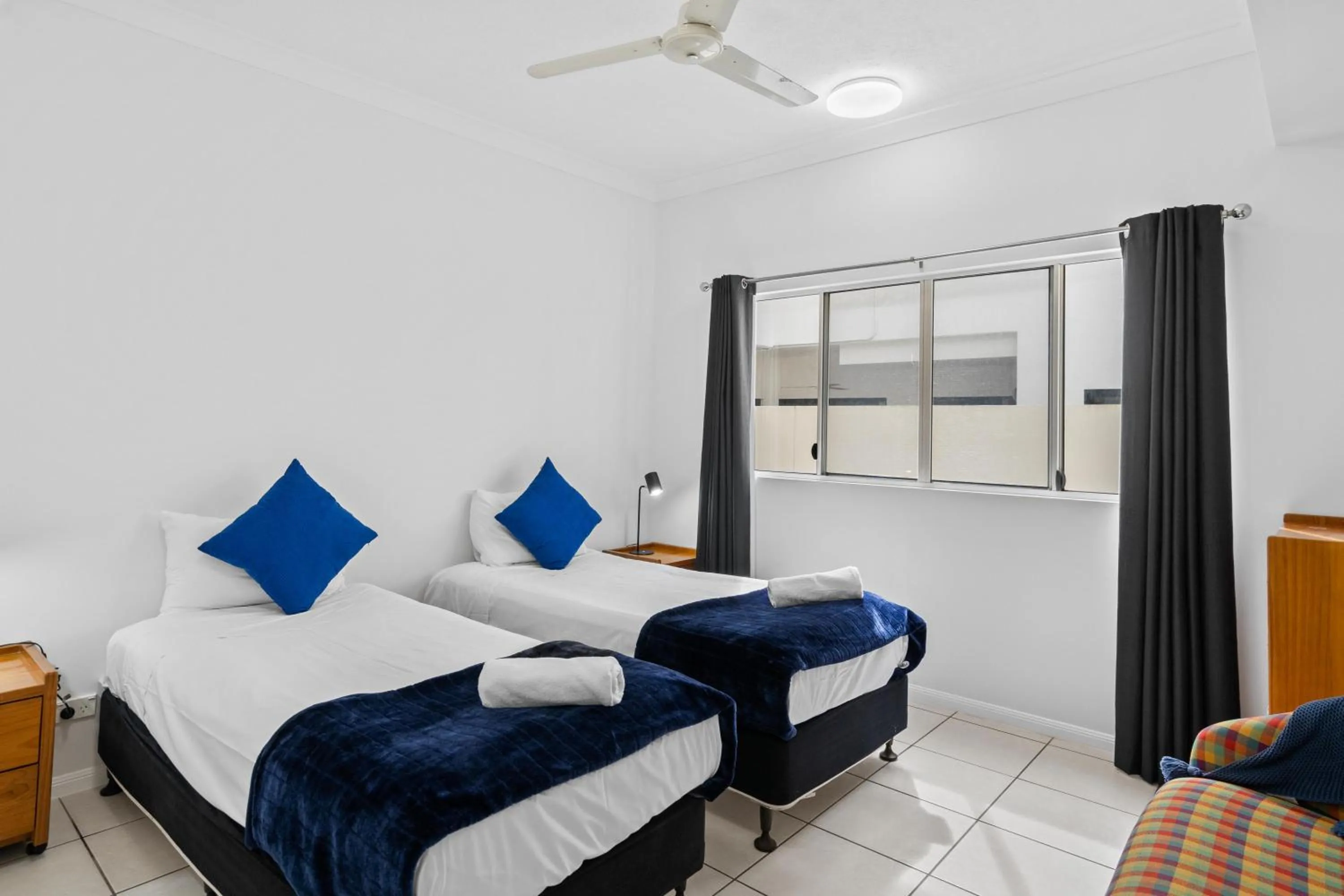 Bedroom, Bed in Cairns City Apartments