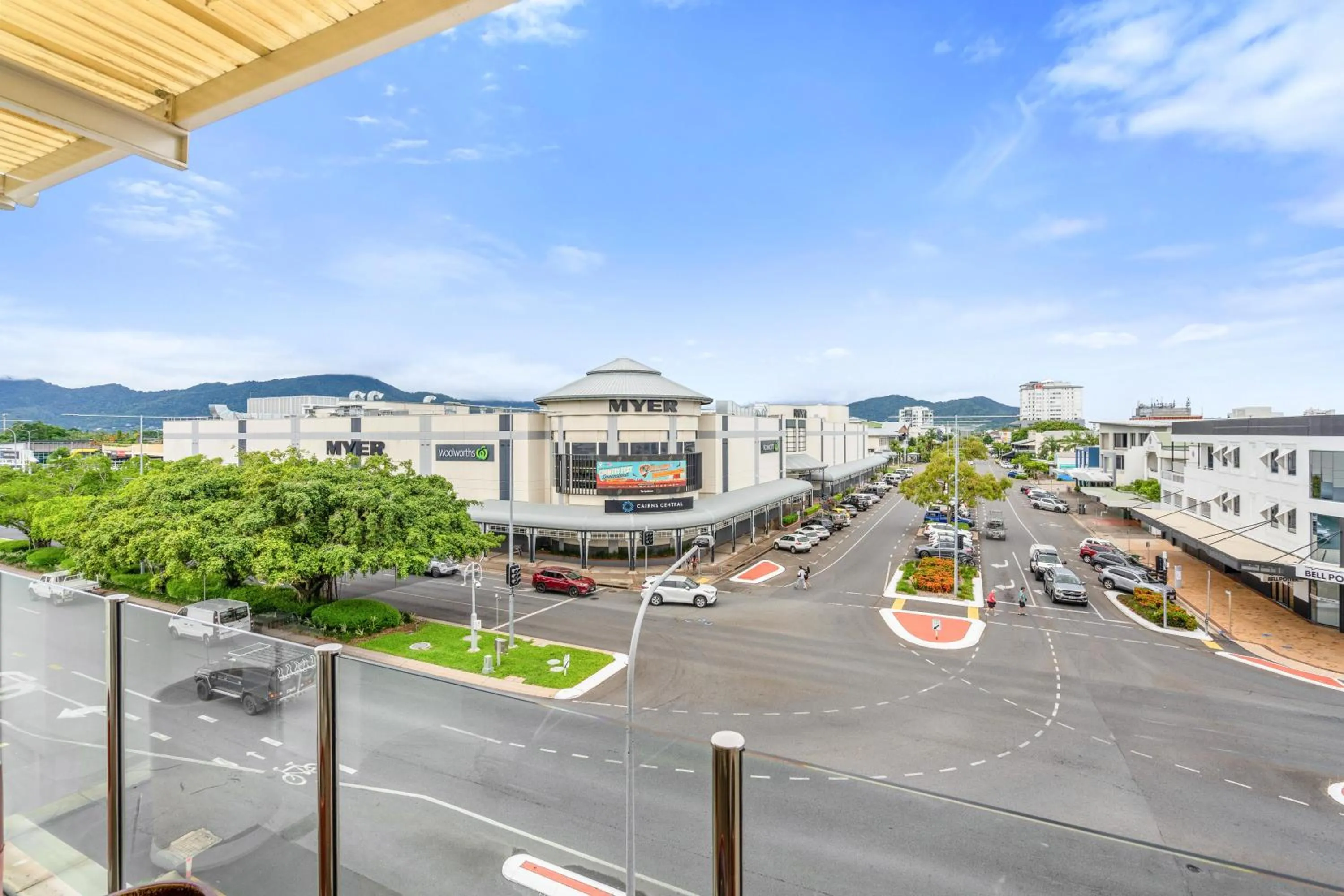 Balcony/Terrace in Cairns City Apartments