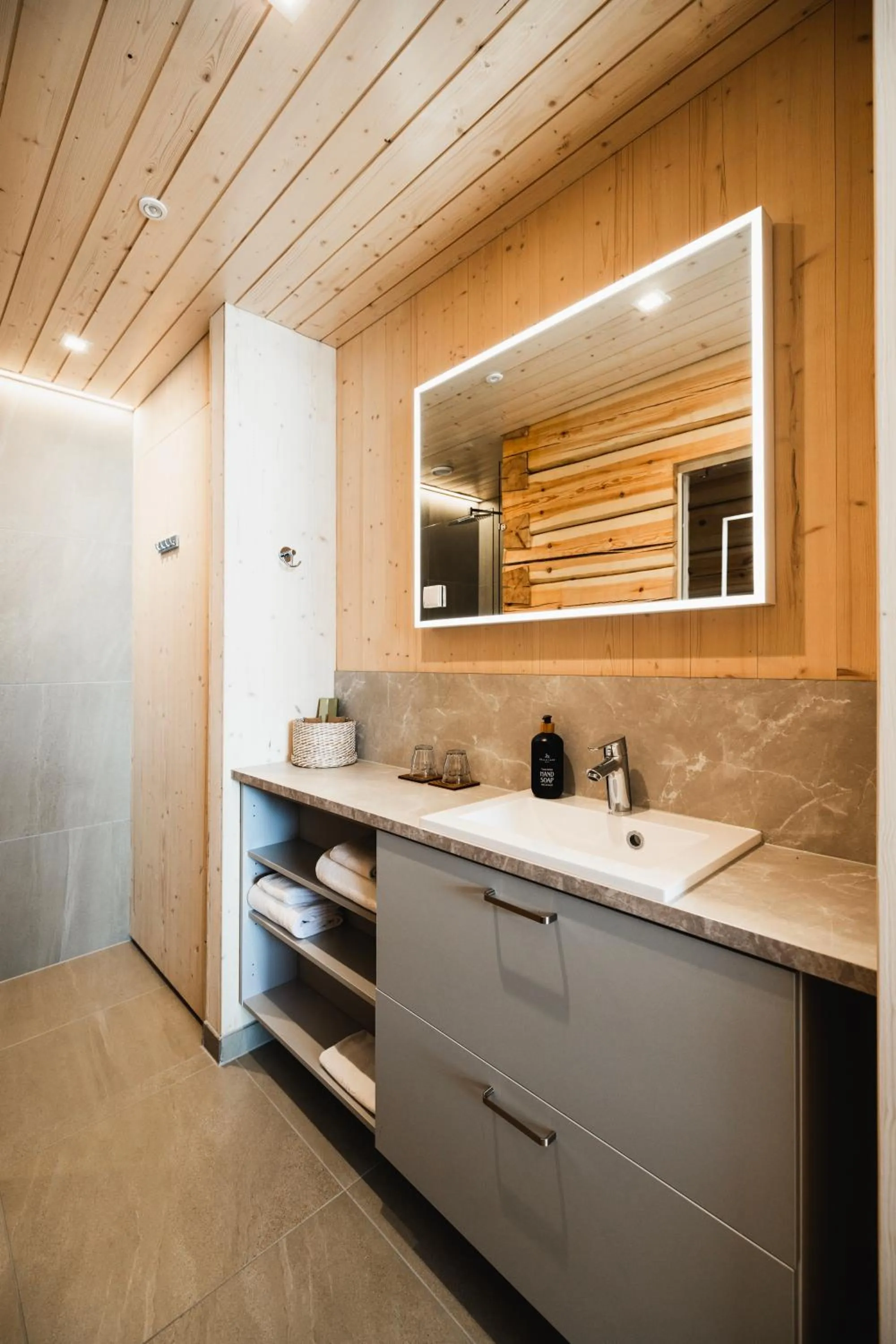 Bathroom in Bella Lake Resort