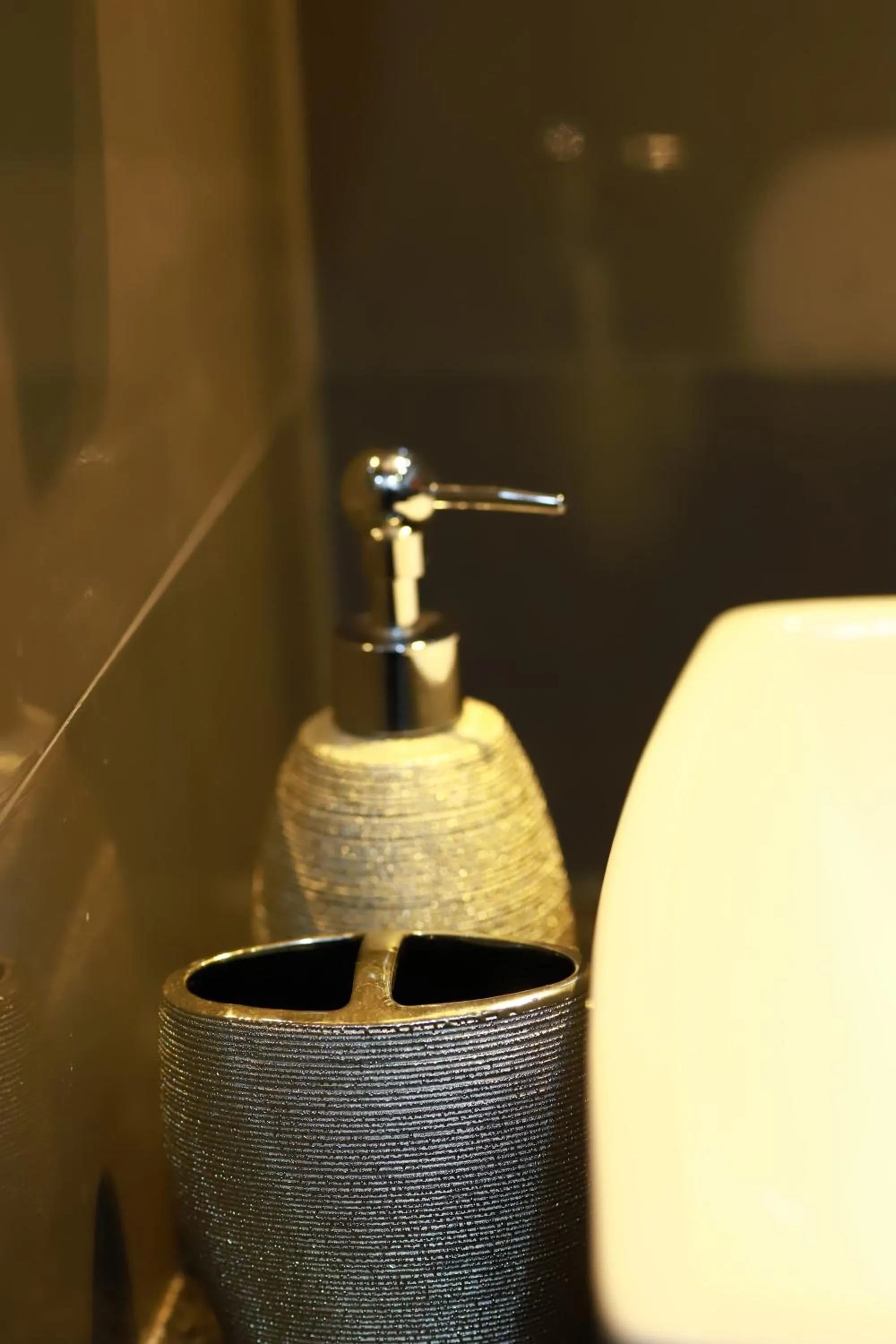 Bathroom in Golden Shower Inn