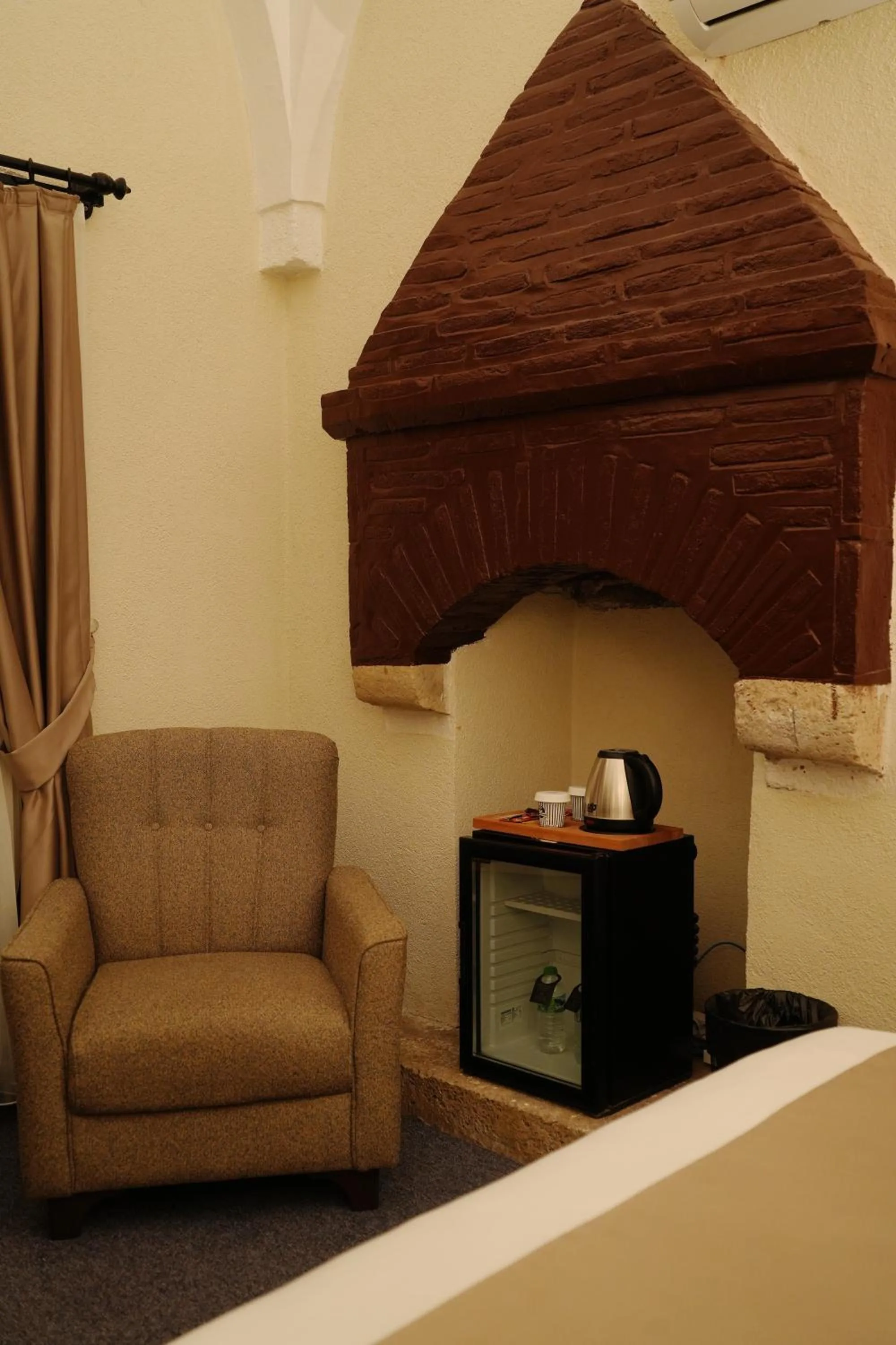 Seating area in Rüstempaşa Kervansaray Hotel with Free Parking