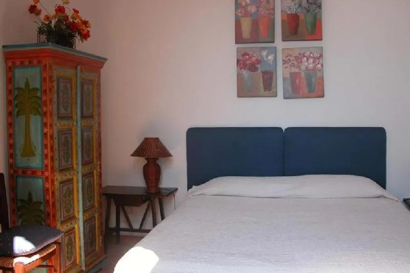 Bed in Punto de Vista B&B Makari