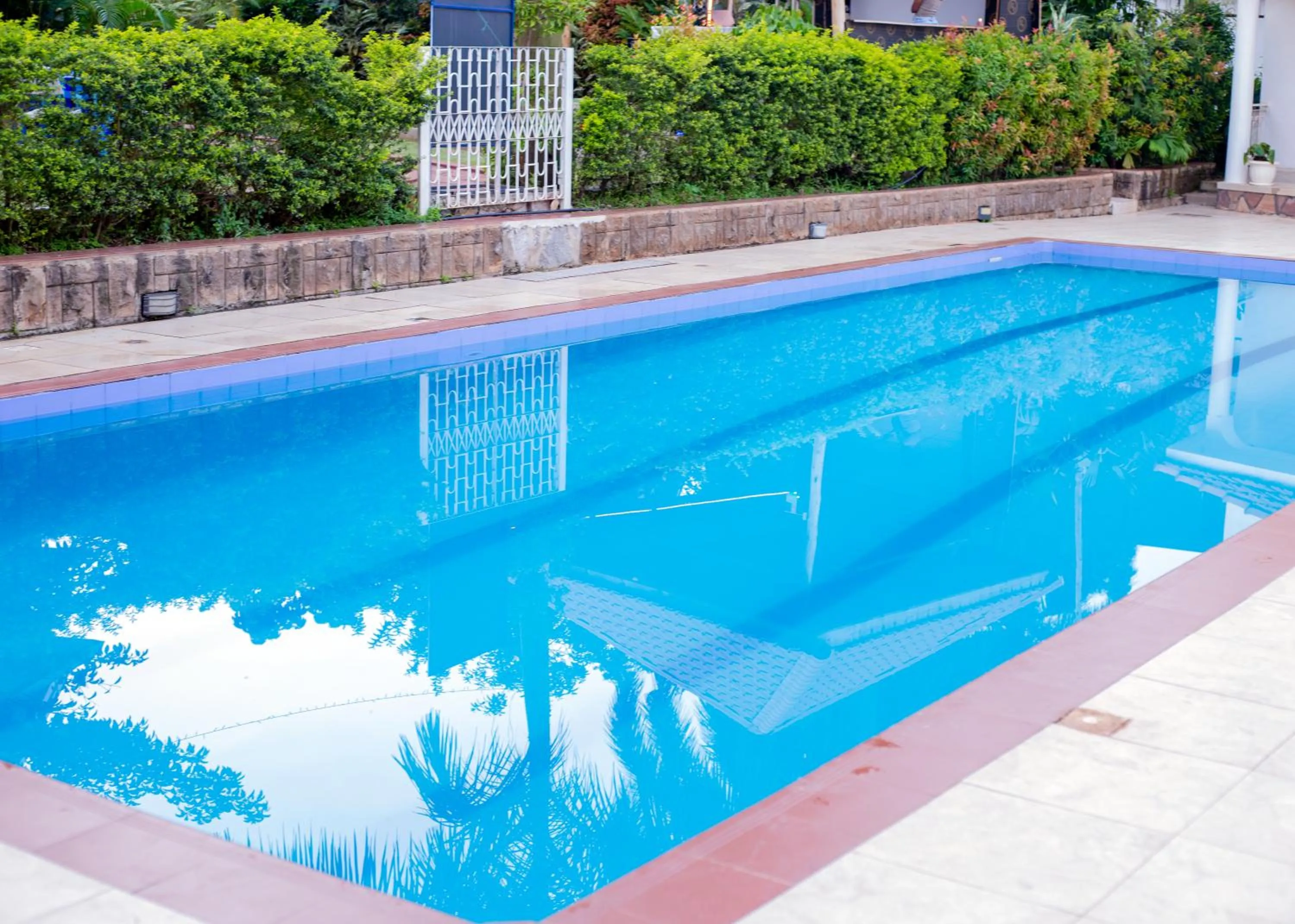 Swimming pool in Infinity Hotel Kampala
