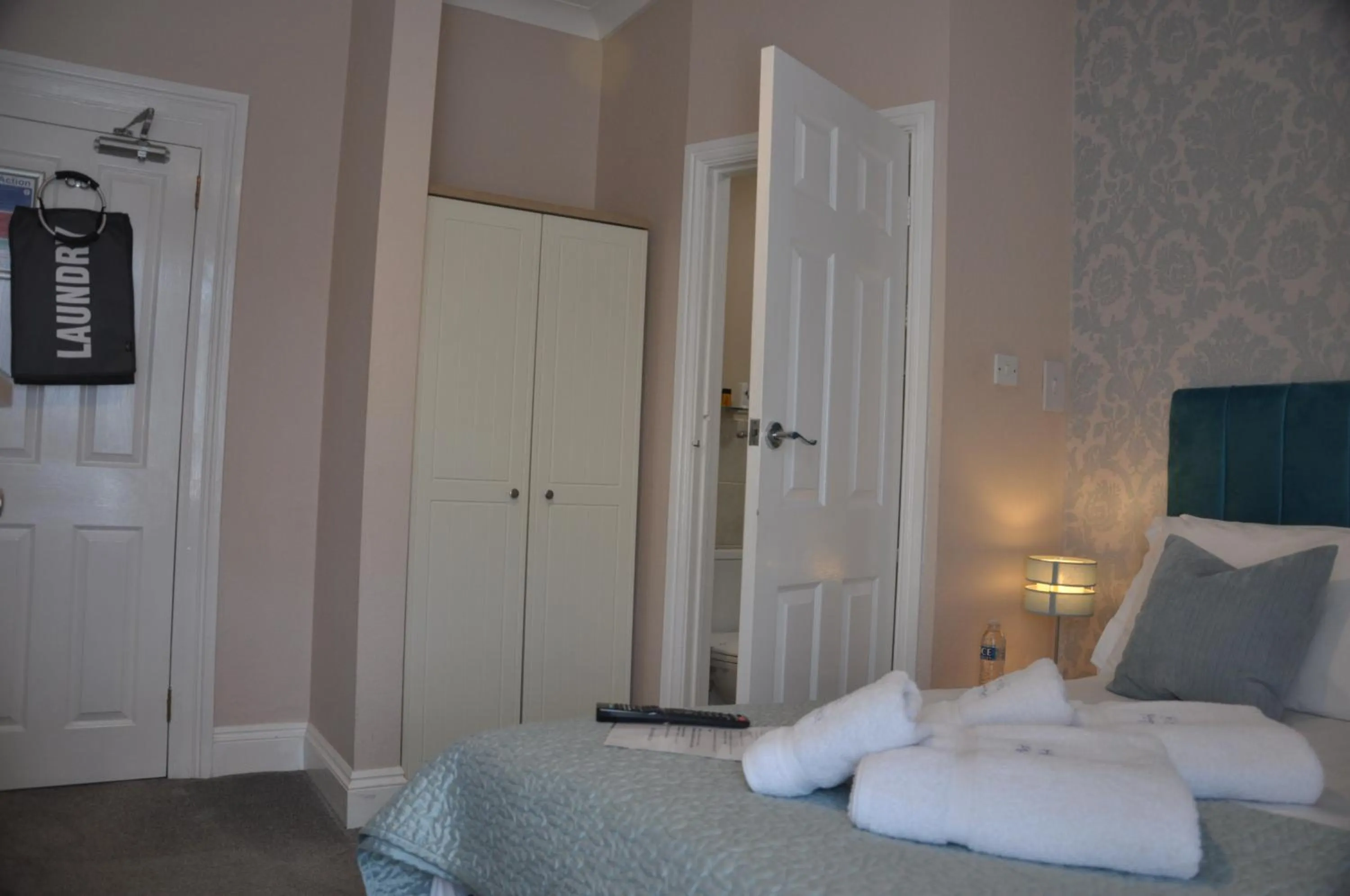 Bedroom, Bed in Hotel Peppers