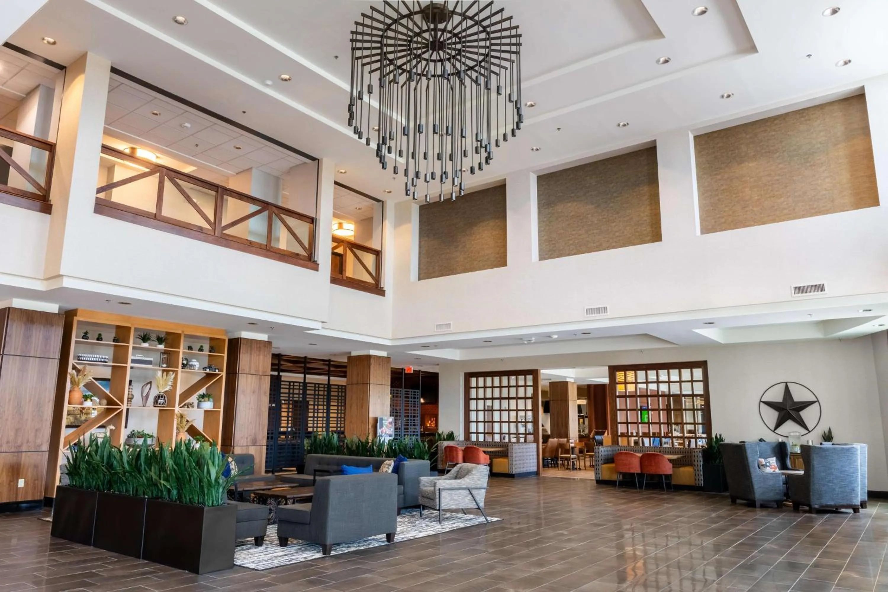 Lobby or reception in Drury Plaza Hotel Dallas Arlington