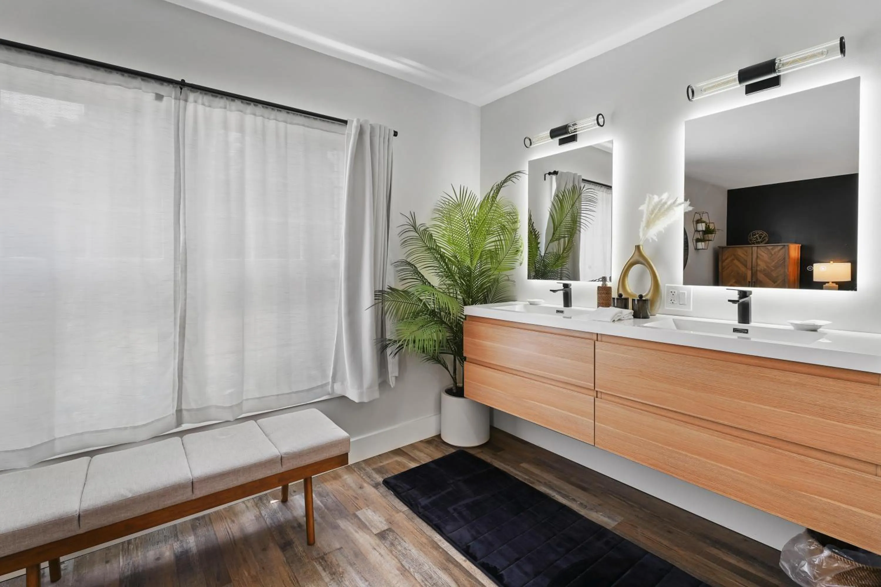 Bathroom in Mendo Bungalow