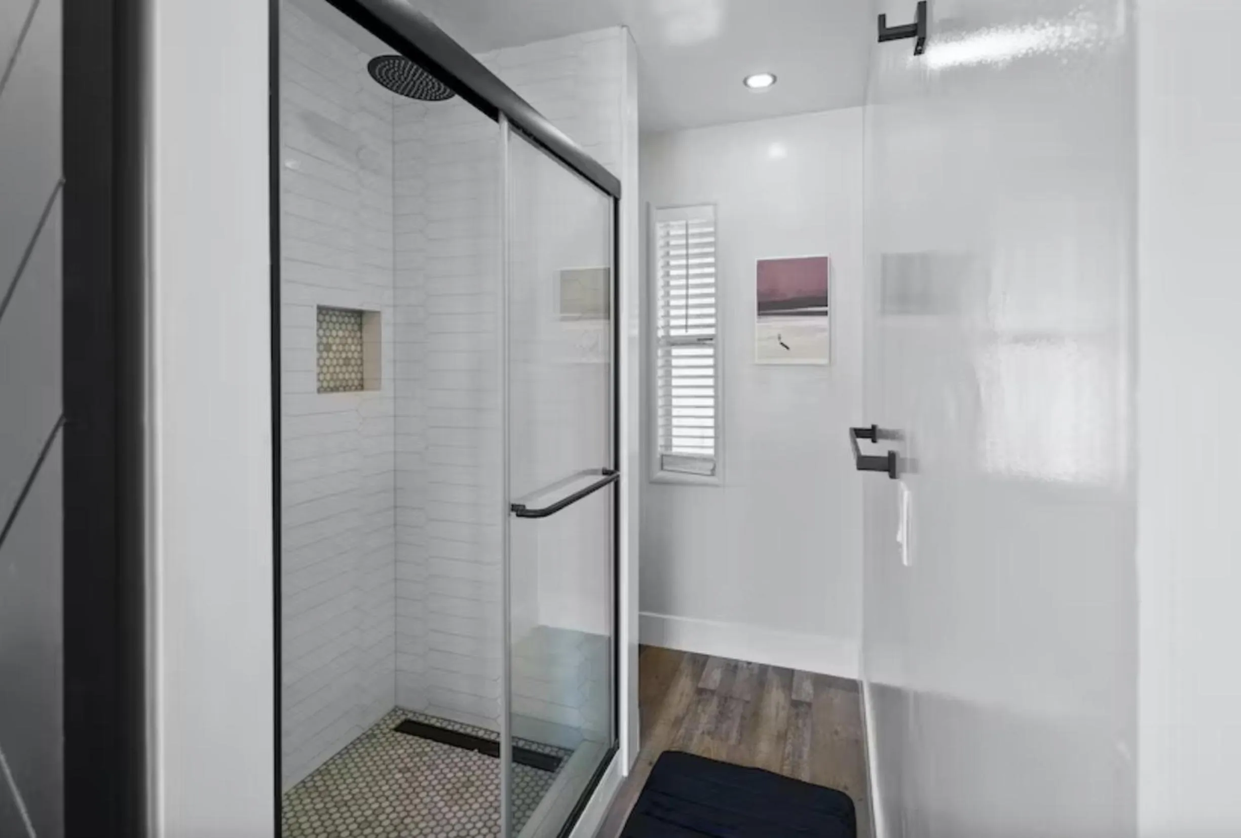 Shower in Mendo Bungalow
