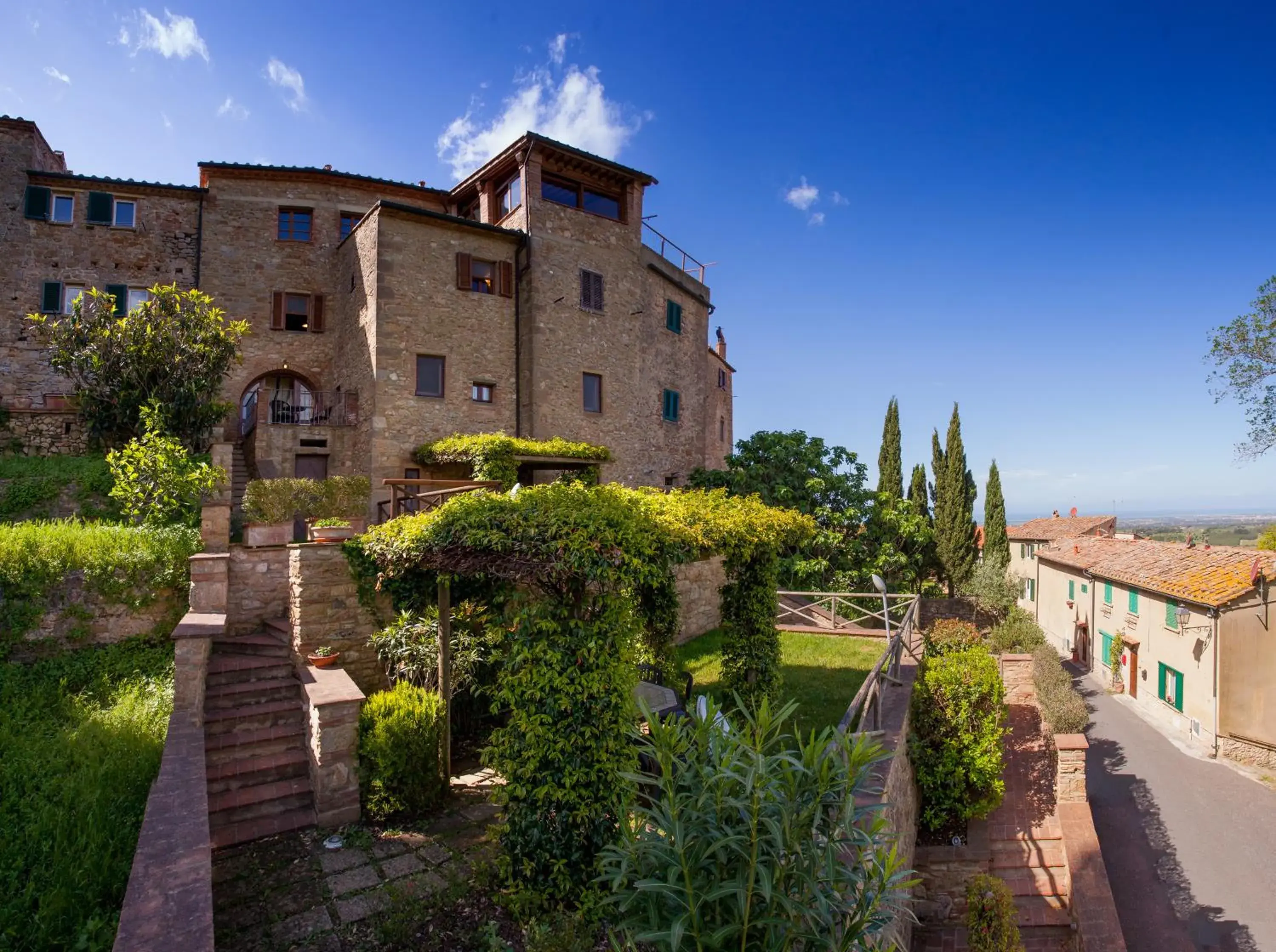Borgo alle Mura Borgo alle Mura