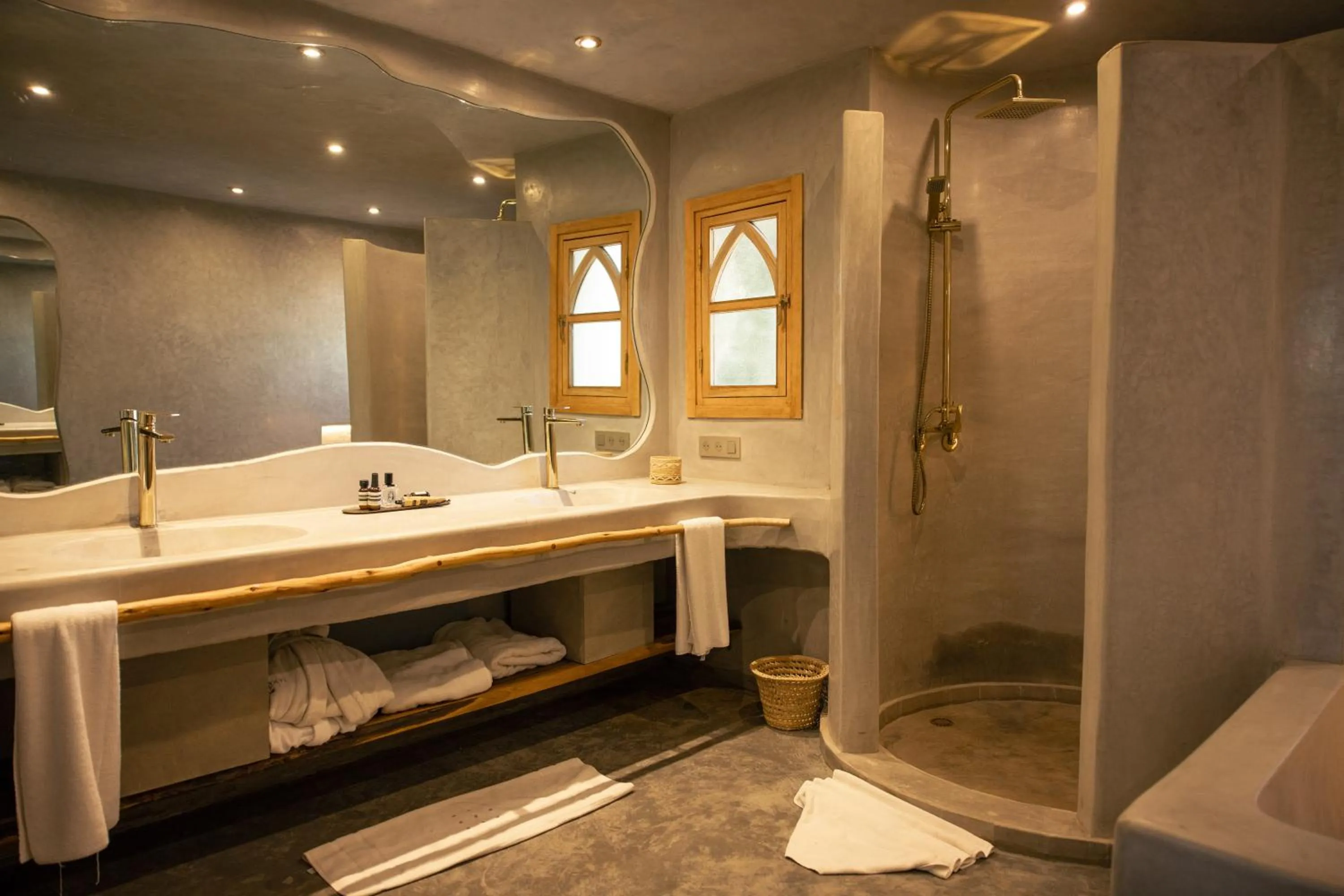 Shower in Les Palmiers Boutique Hôtel & Spa