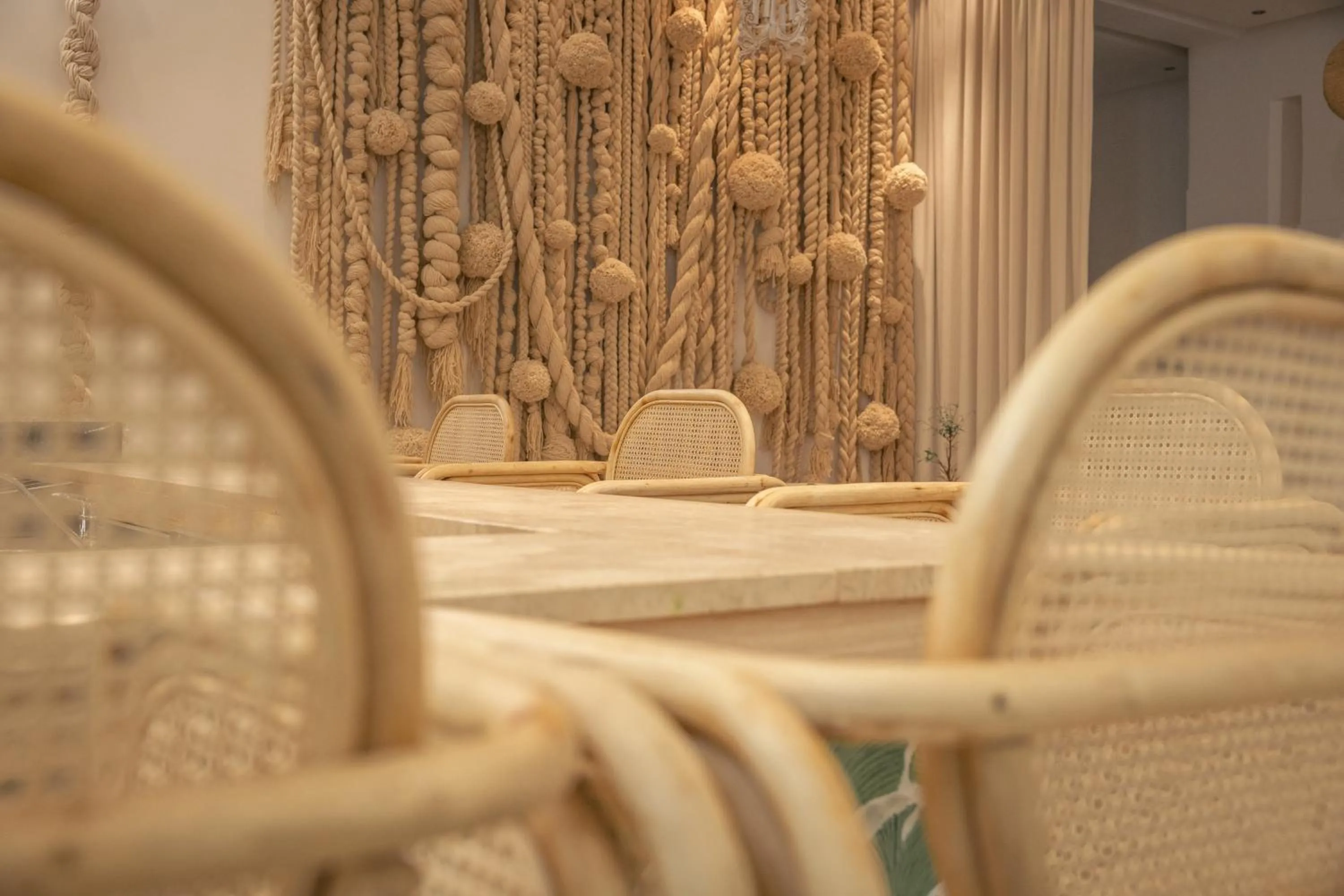 Lounge or bar in Les Palmiers Boutique Hôtel & Spa