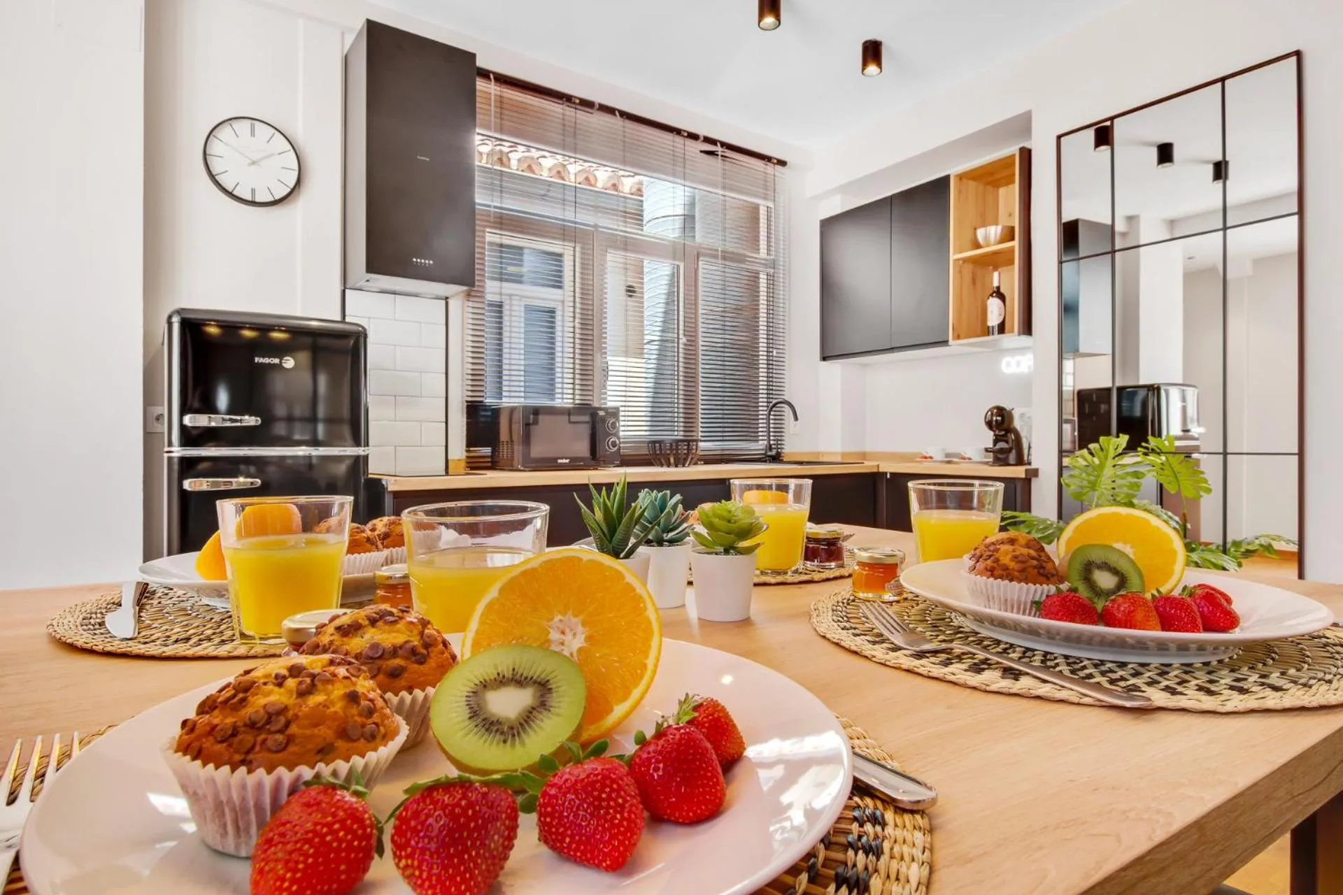 Kitchen or kitchenette in Modern & Quite Appartment at Larios