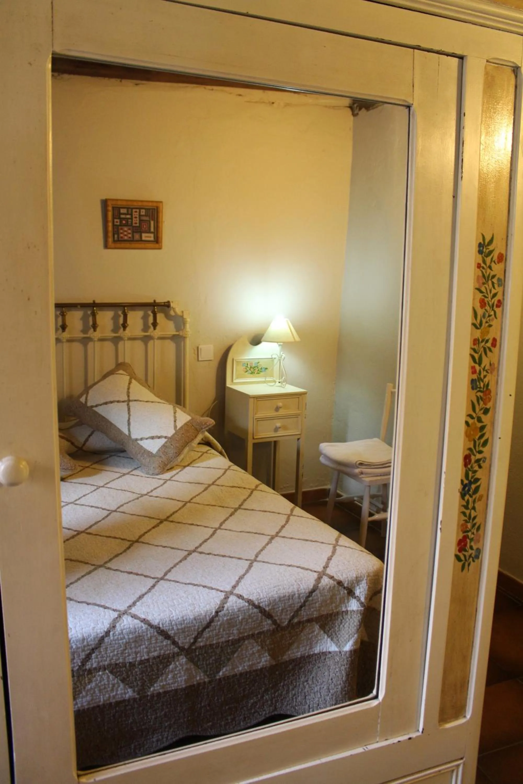 Bed in Palacio de Velamazán