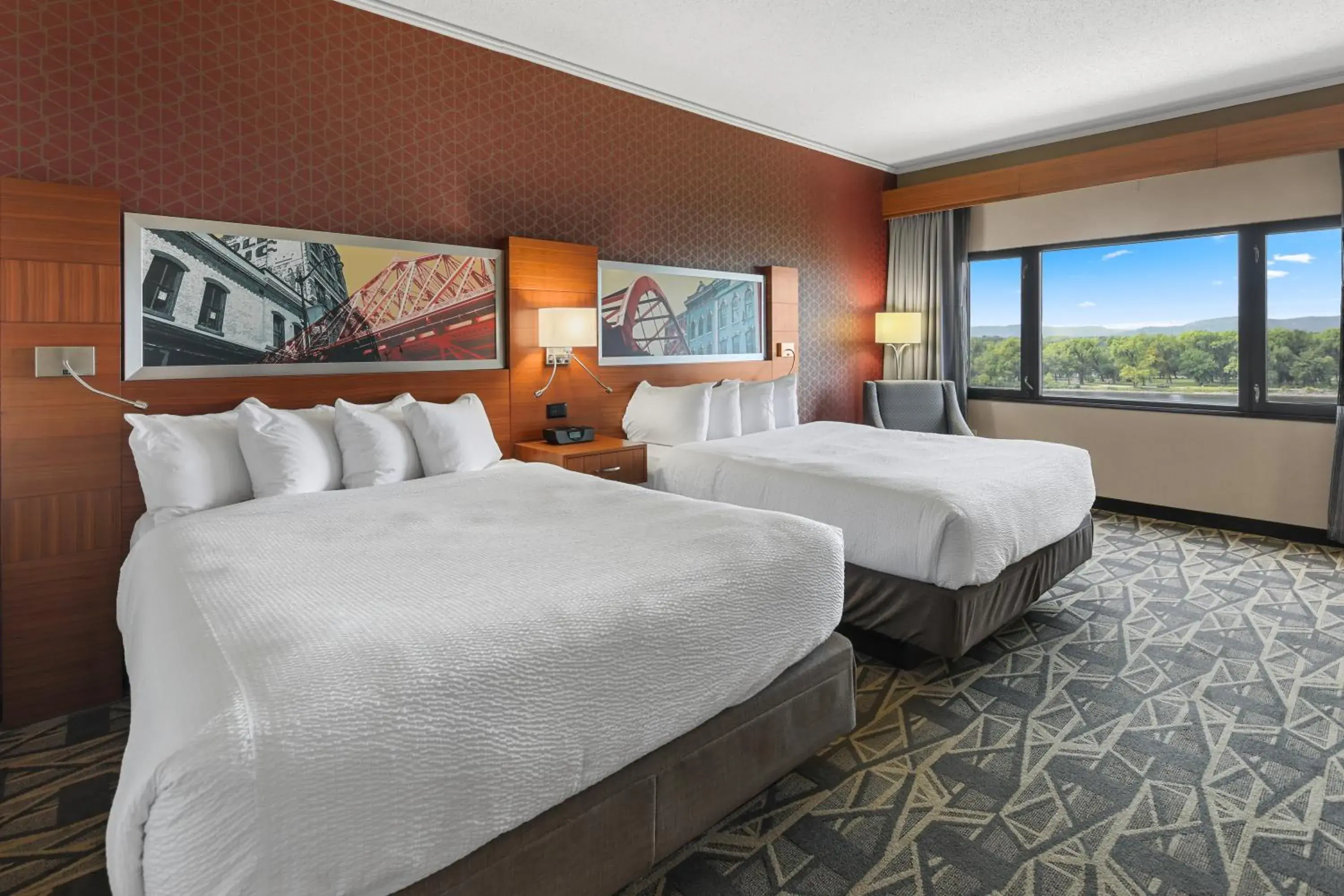 Queen Room with Two Queen Beds and River View - Disability Access/Non-Smoking in Radisson Hotel La Crosse Queen Room with Two Queen Beds and River View - Disability Access/Non-Smoking in Radisson Hotel La Crosse