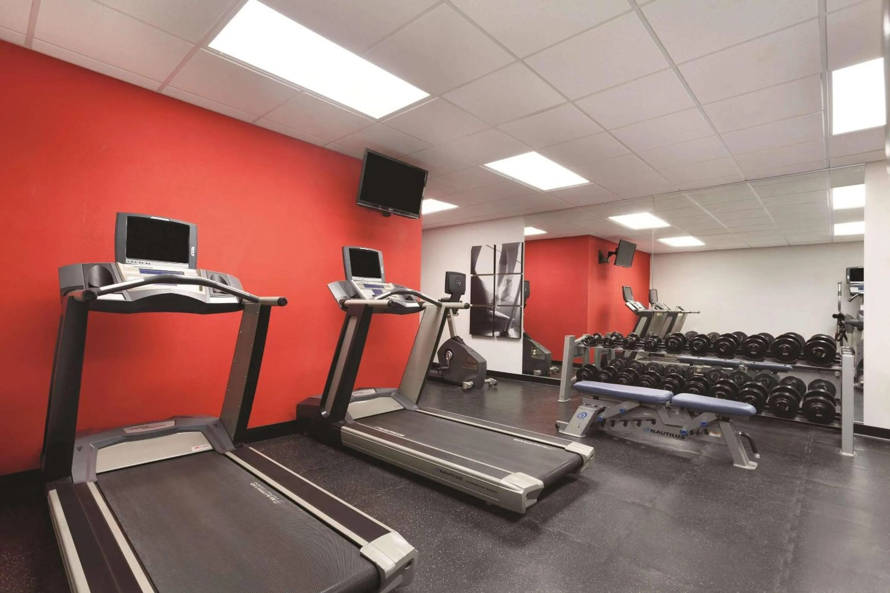 Fitness centre/facilities in Radisson Hotel La Crosse