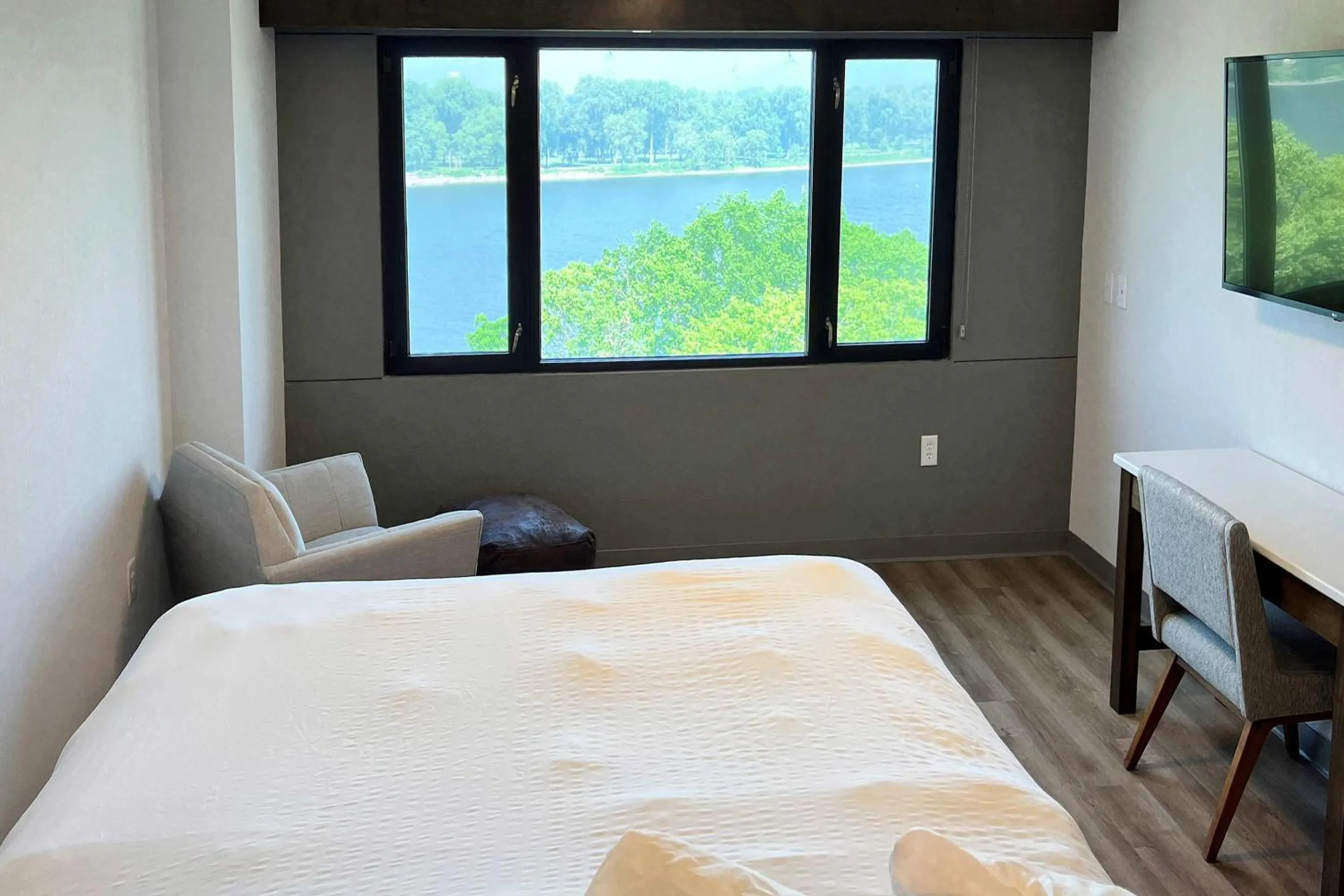 Bedroom, Bed in Radisson Hotel La Crosse