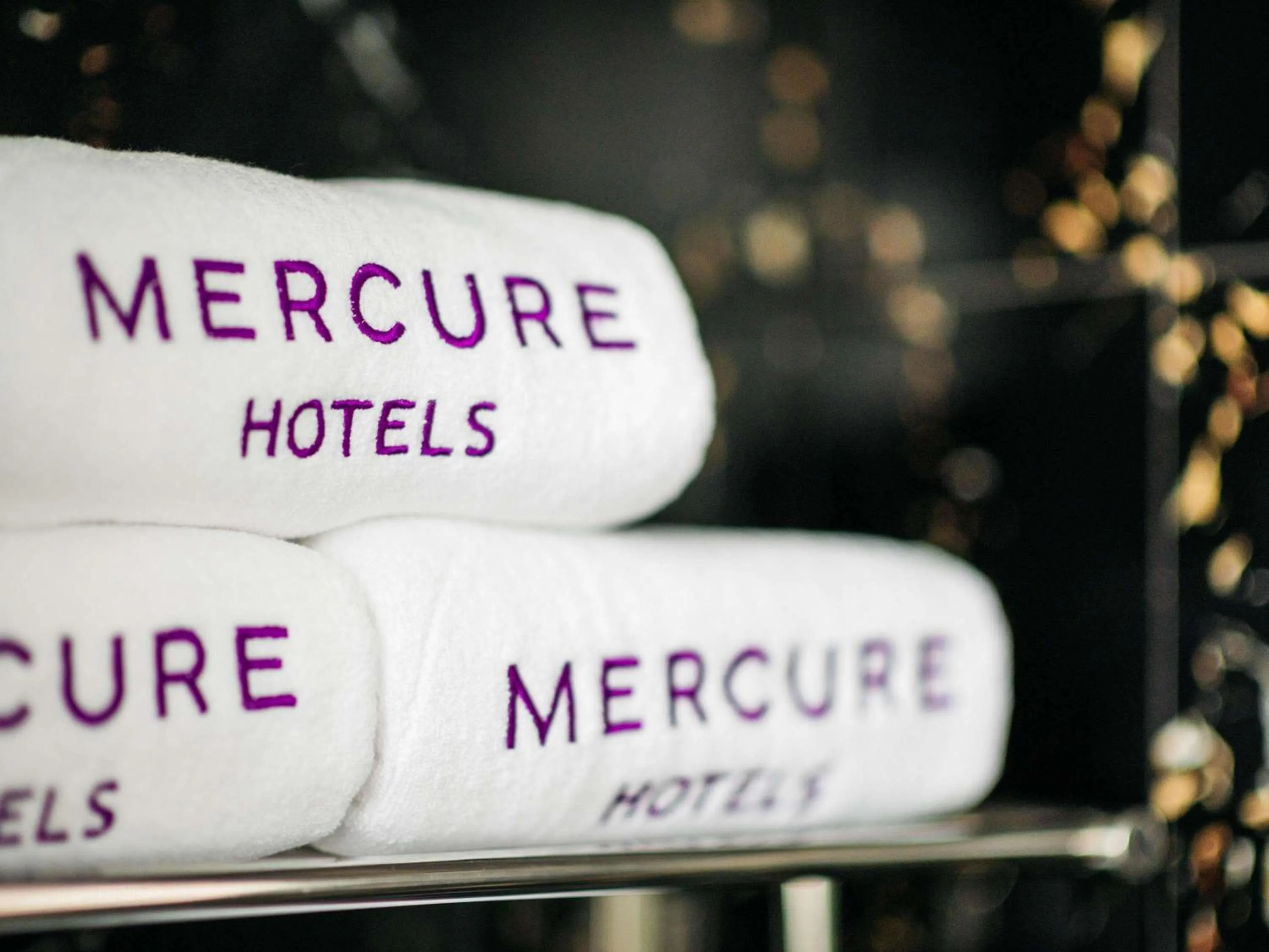 Bedroom in Mercure Singapore Tyrwhitt