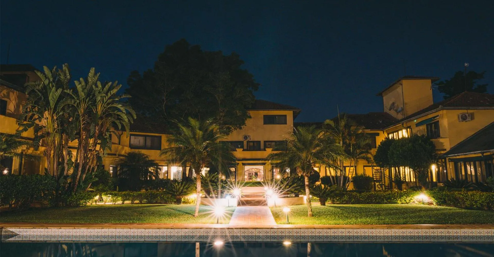 Property building in Hotel Visconte D'Italia