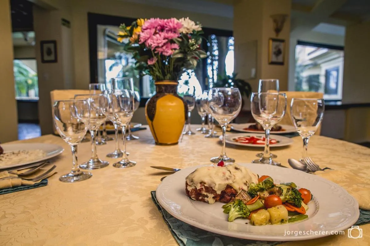 Restaurant/places to eat in Hotel Visconte D'Italia