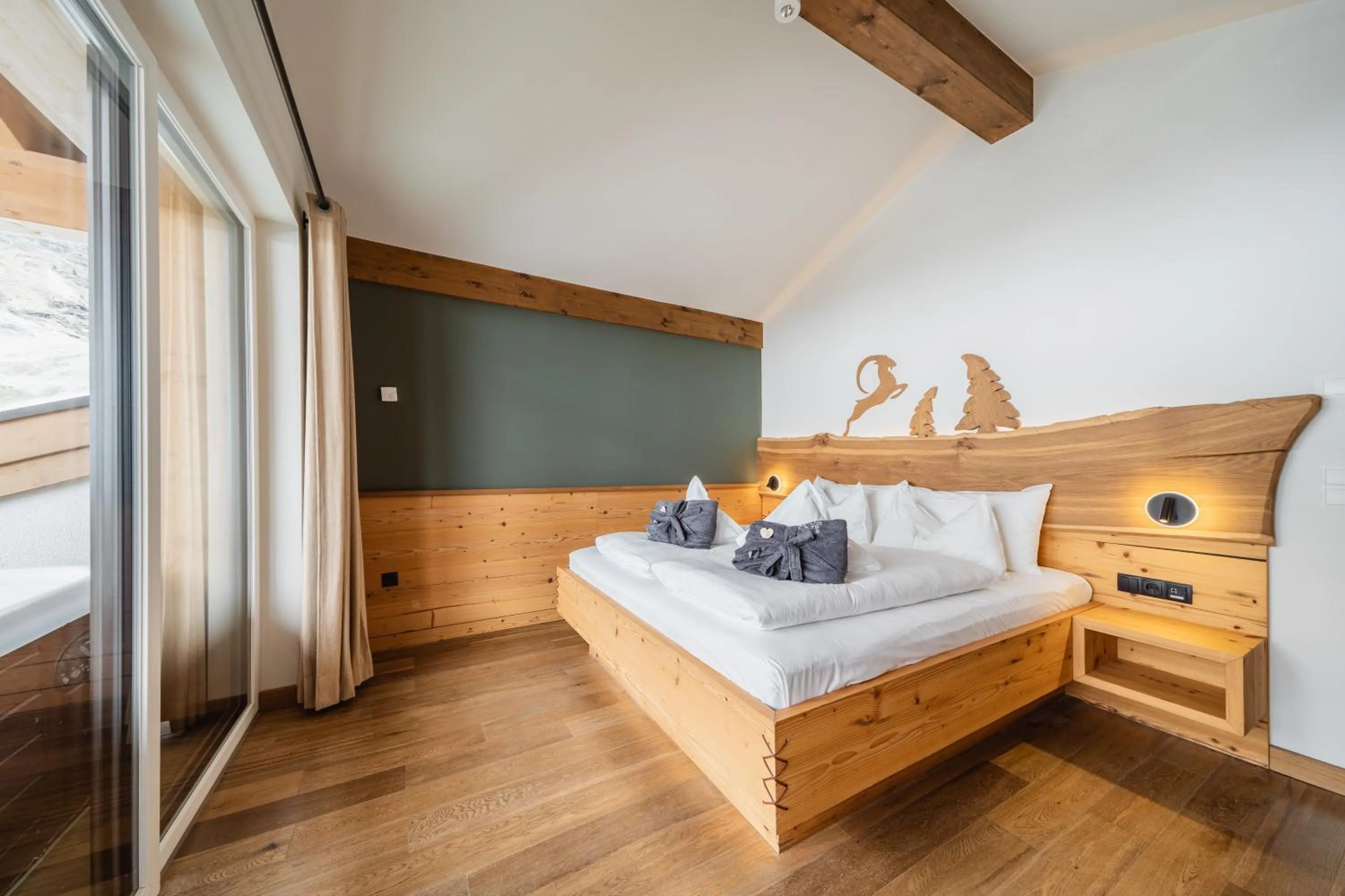 Property building, Bed in Montresor Hotel Pfeldererhof