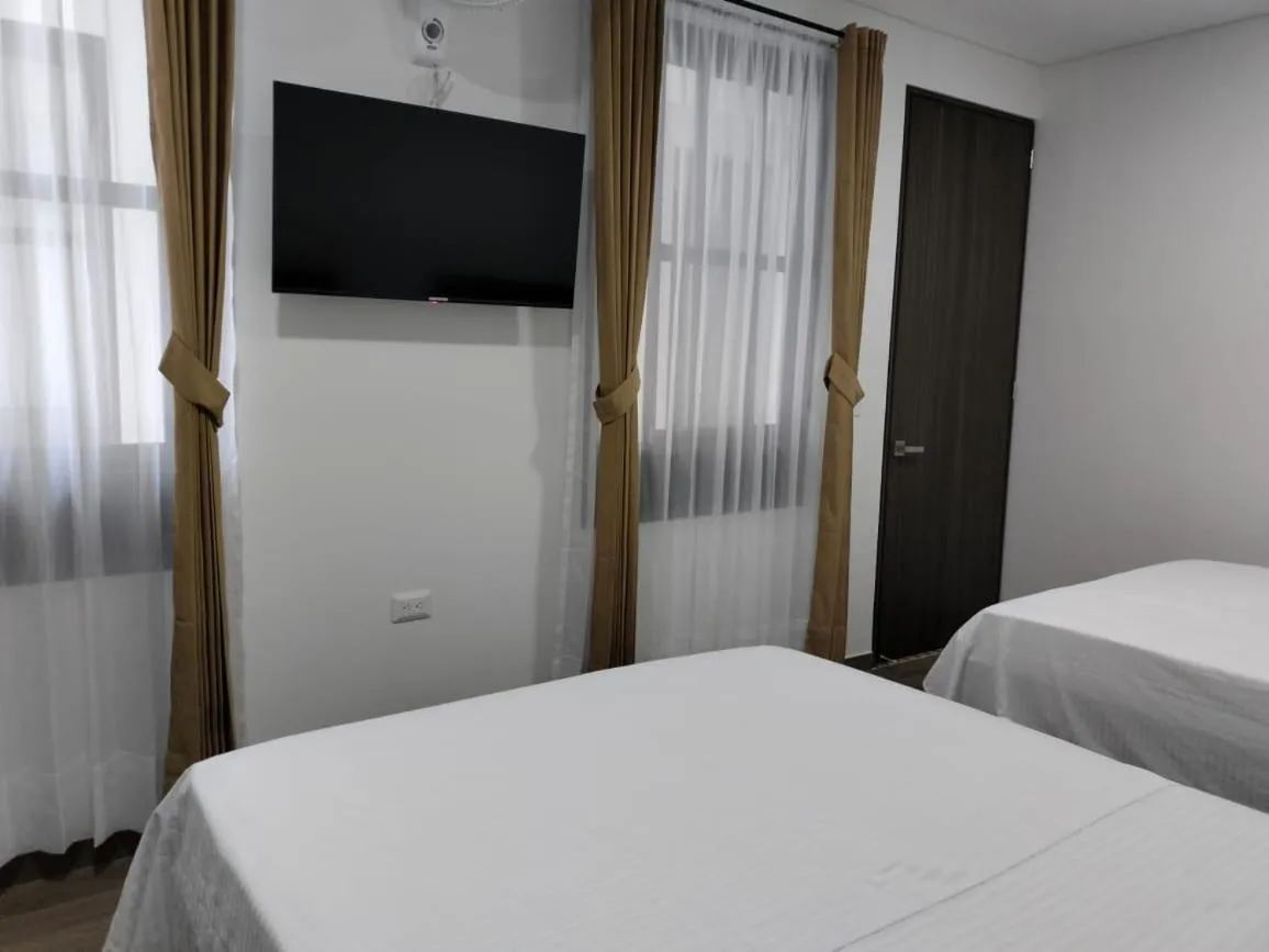 TV and multimedia in Hotel Guadalupe Acacías