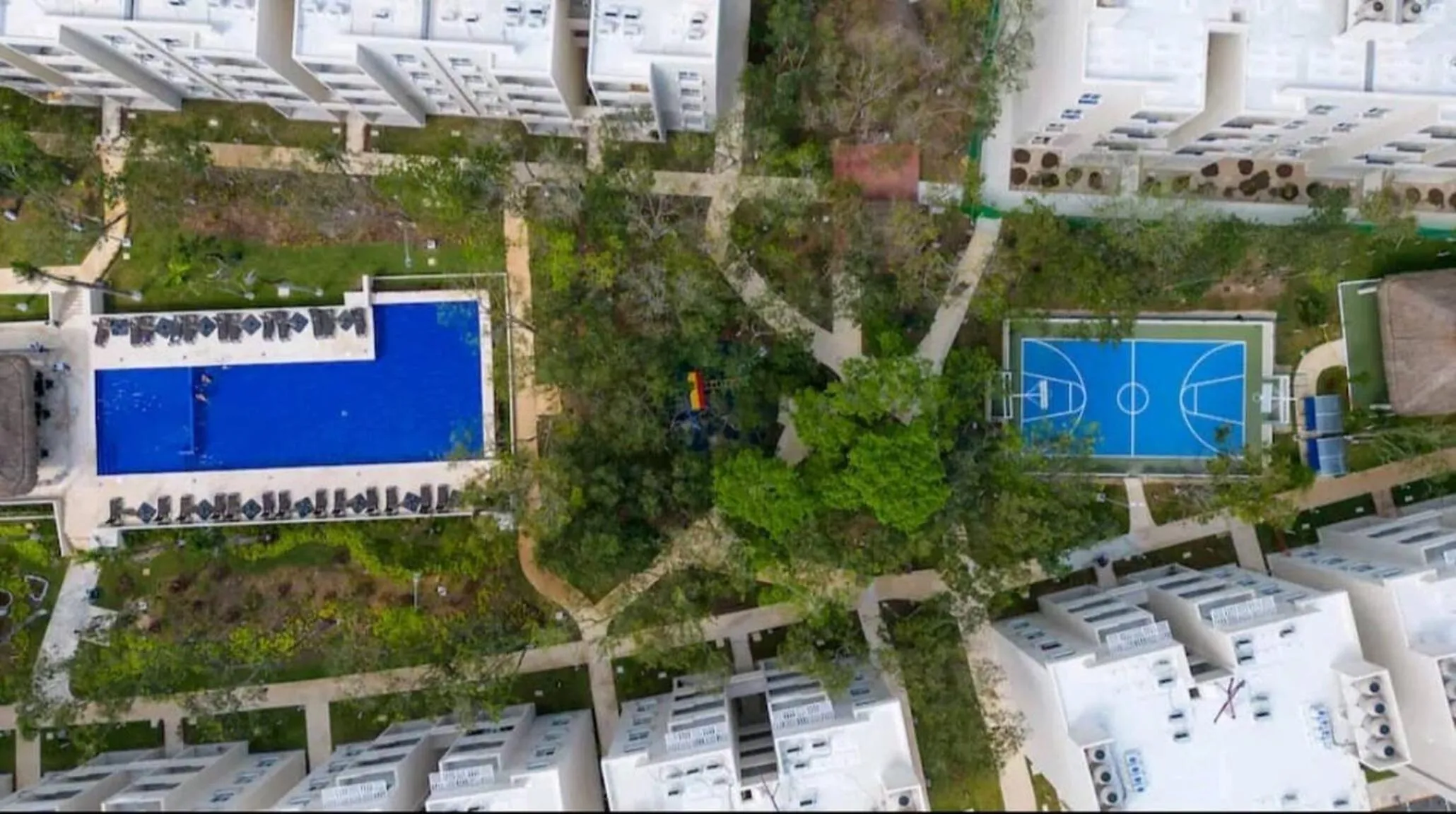 Property building in Moderno Departamento Vacacional En Playa